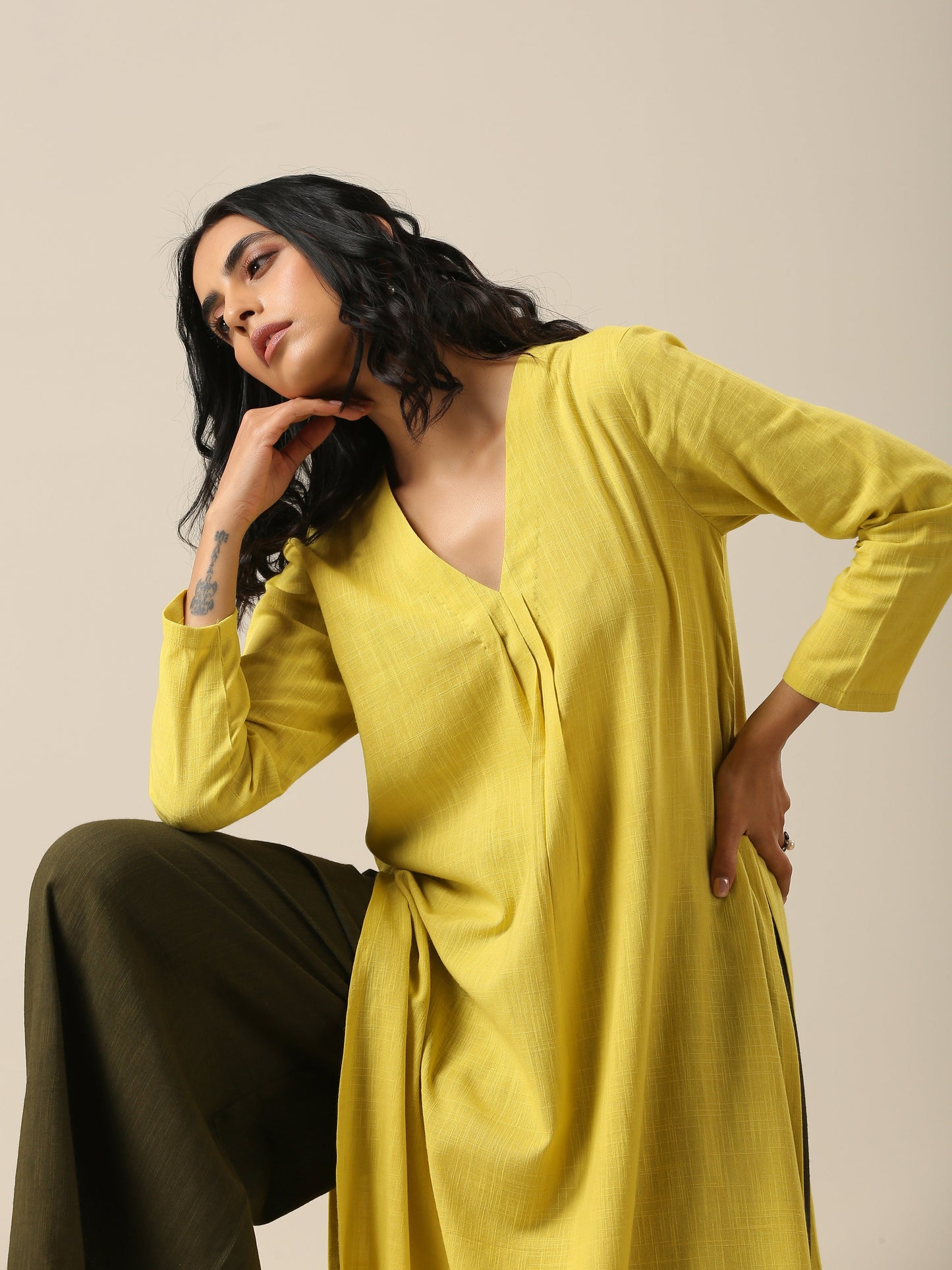 trueBrowns Lime Slub Texture Slit Kurta Palazzo Set | Swadesiicart