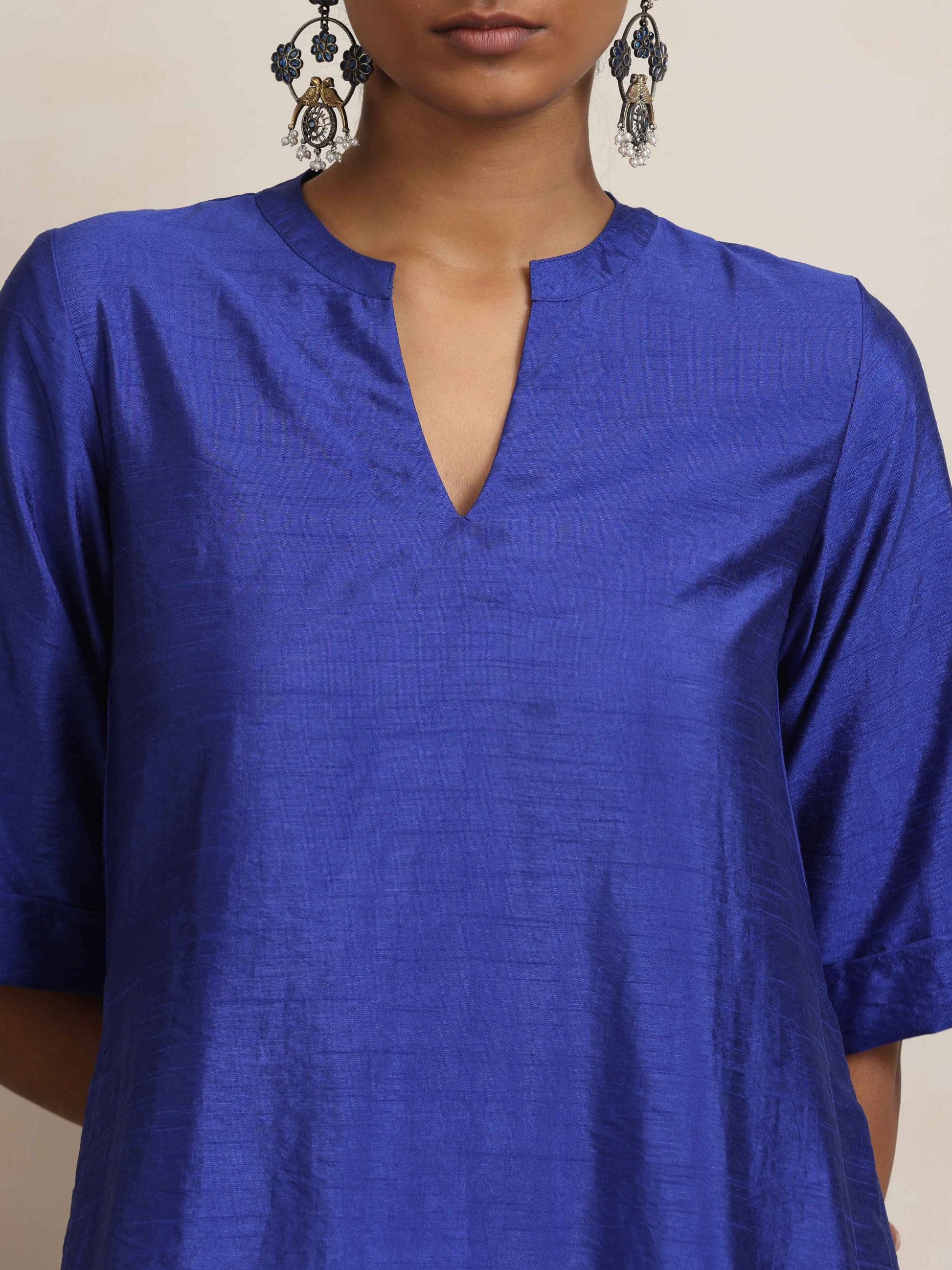 trueBrowns Blue Silk High Slit Kurta Set | Swadesiicart