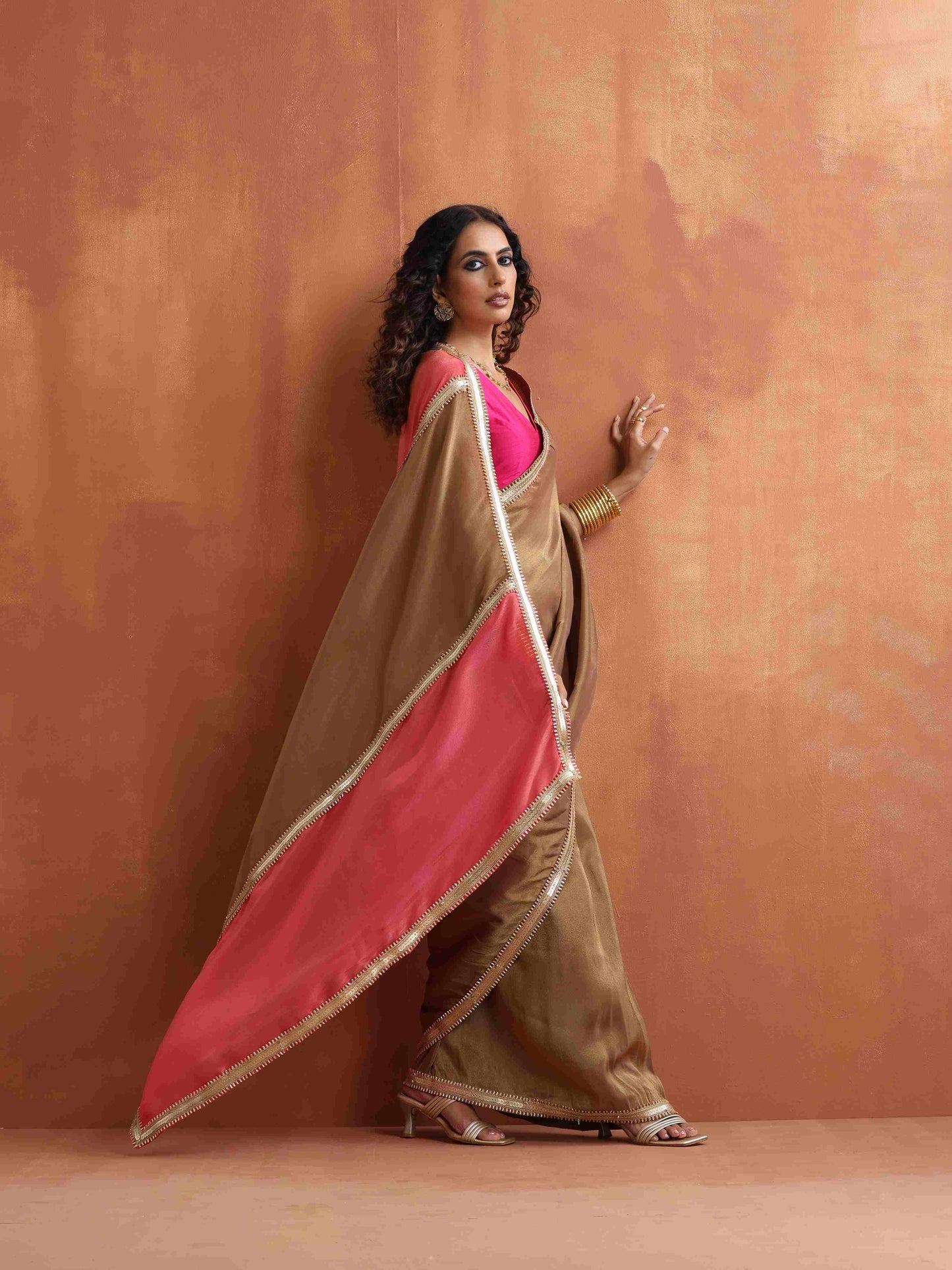 trueBrowns Bronze Tissue Ready To Wear Saree | Swadesiicart