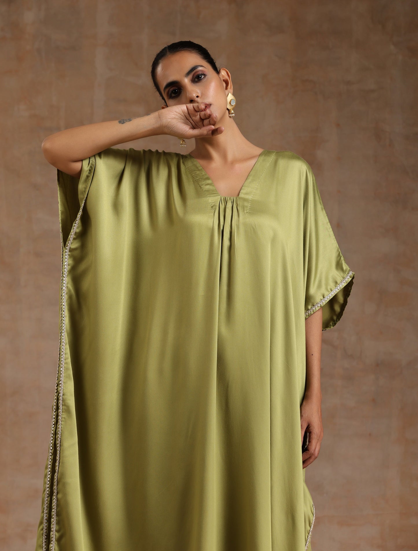 trueBrowns Light Green Modal Satin Kaftan Kurta Set | Swadesiicart