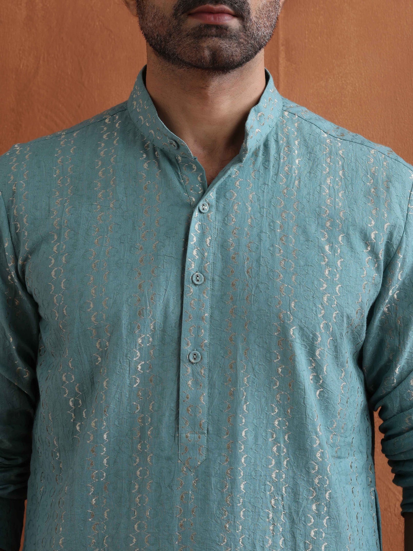 trueBrowns Men's Green Textured Cotton Dobby Kurta | Swadesiicart