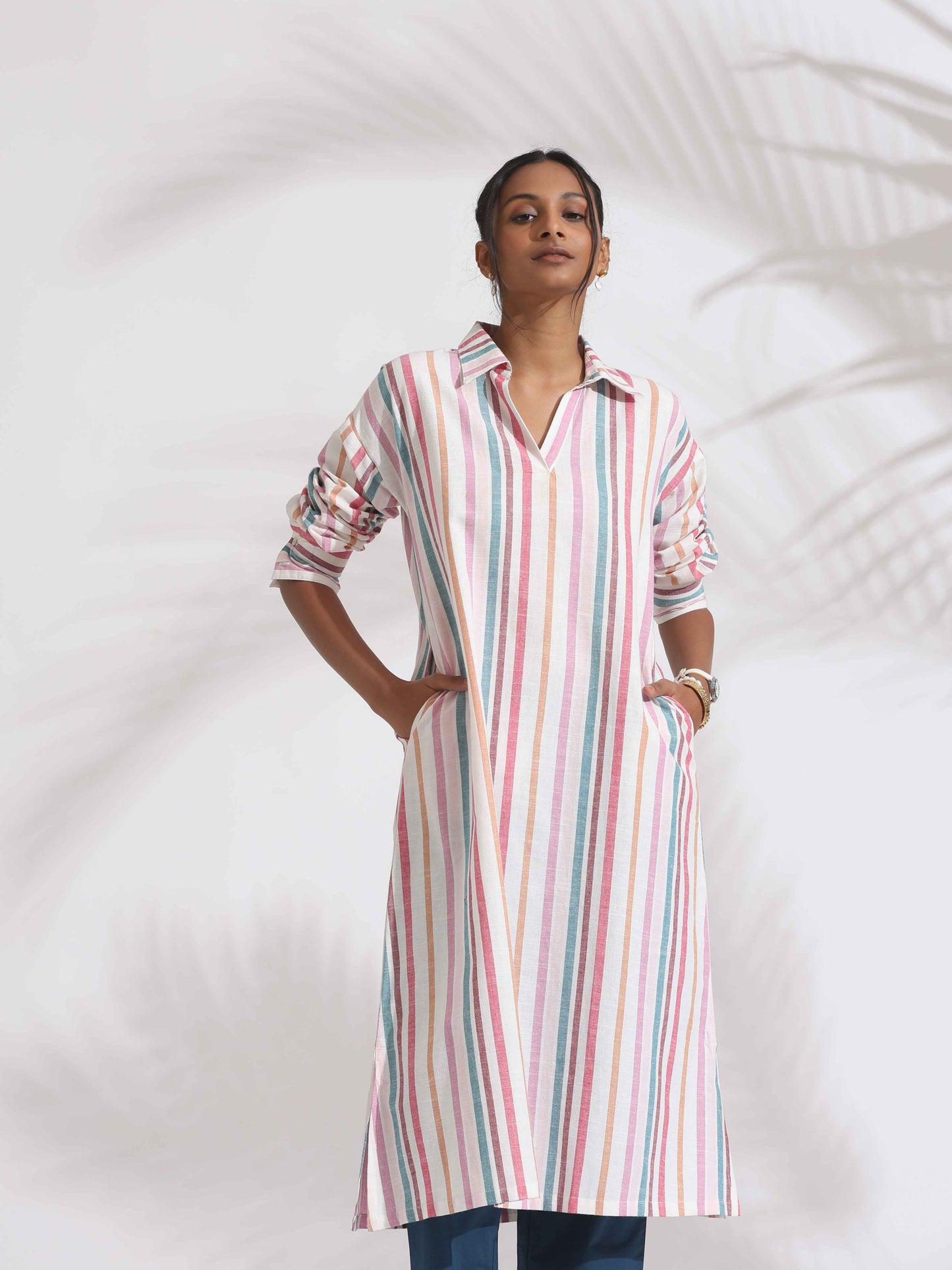 trueBrowns Off-White Cotton Multi Stripe A-line Kurta Set | Swadesiicart