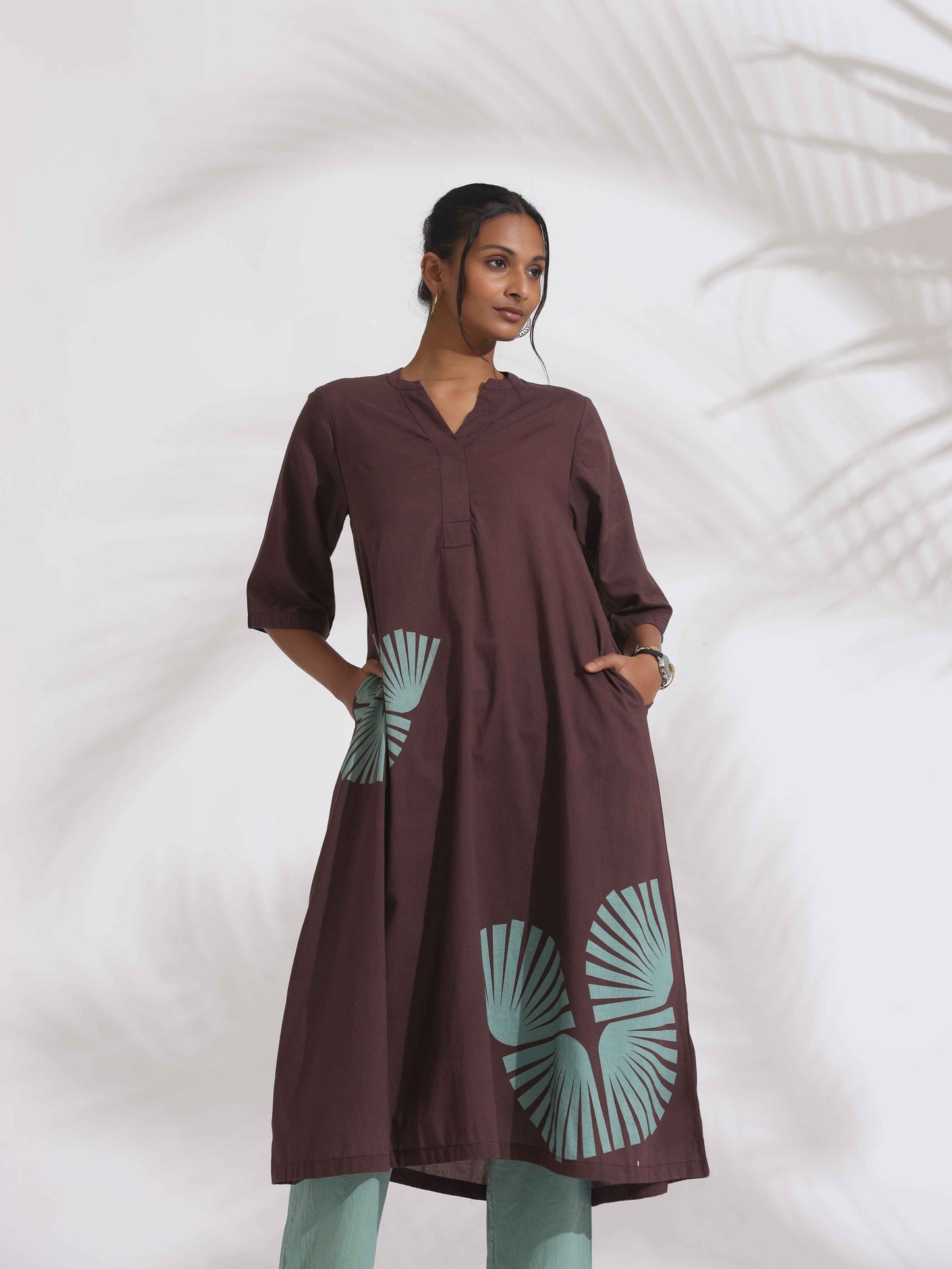 trueBrowns Cola Cotton Print Flared Kurta Set | Swadesiicart