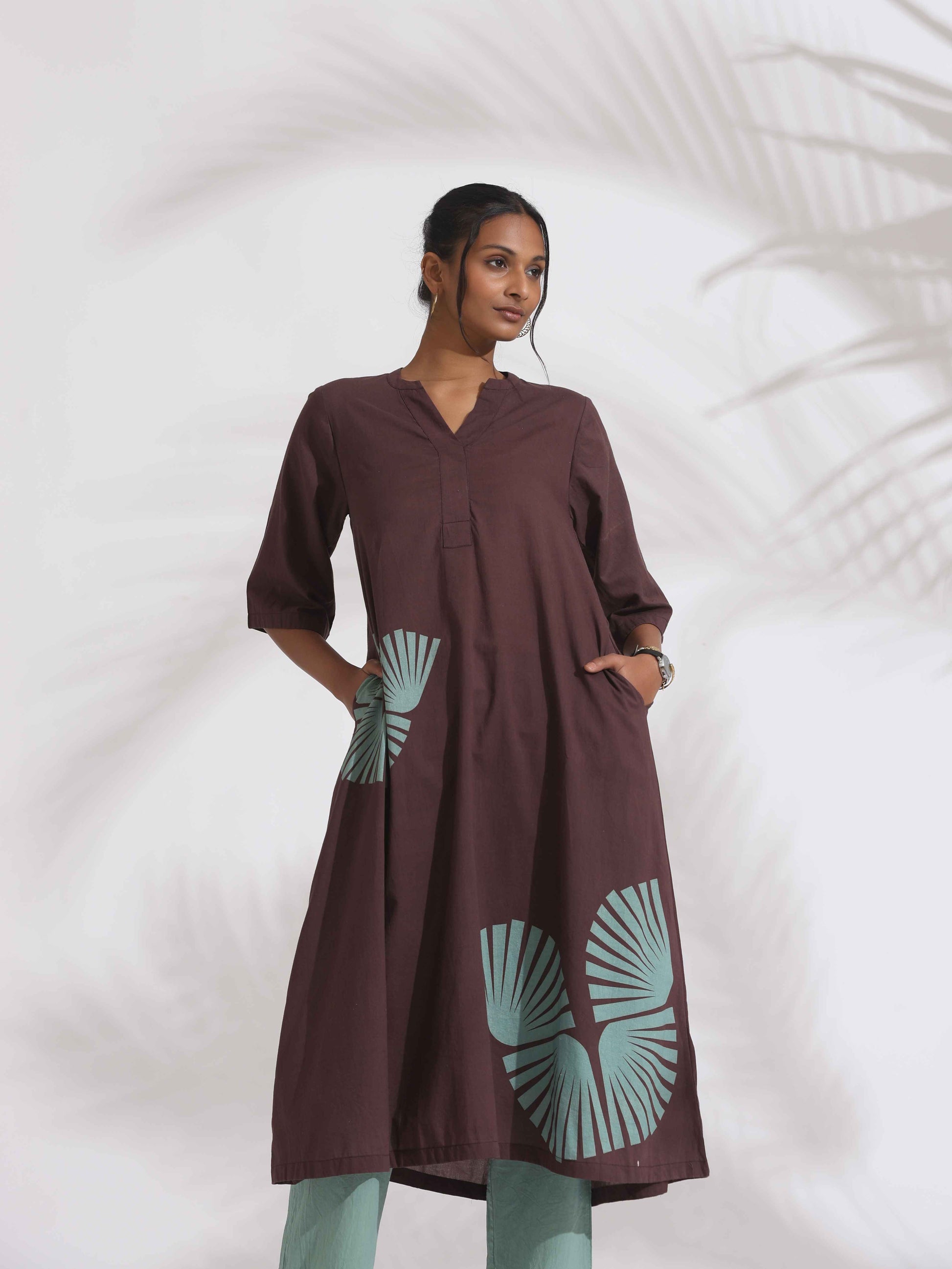 trueBrowns Cola Cotton Print Flared Kurta Set | Swadesiicart