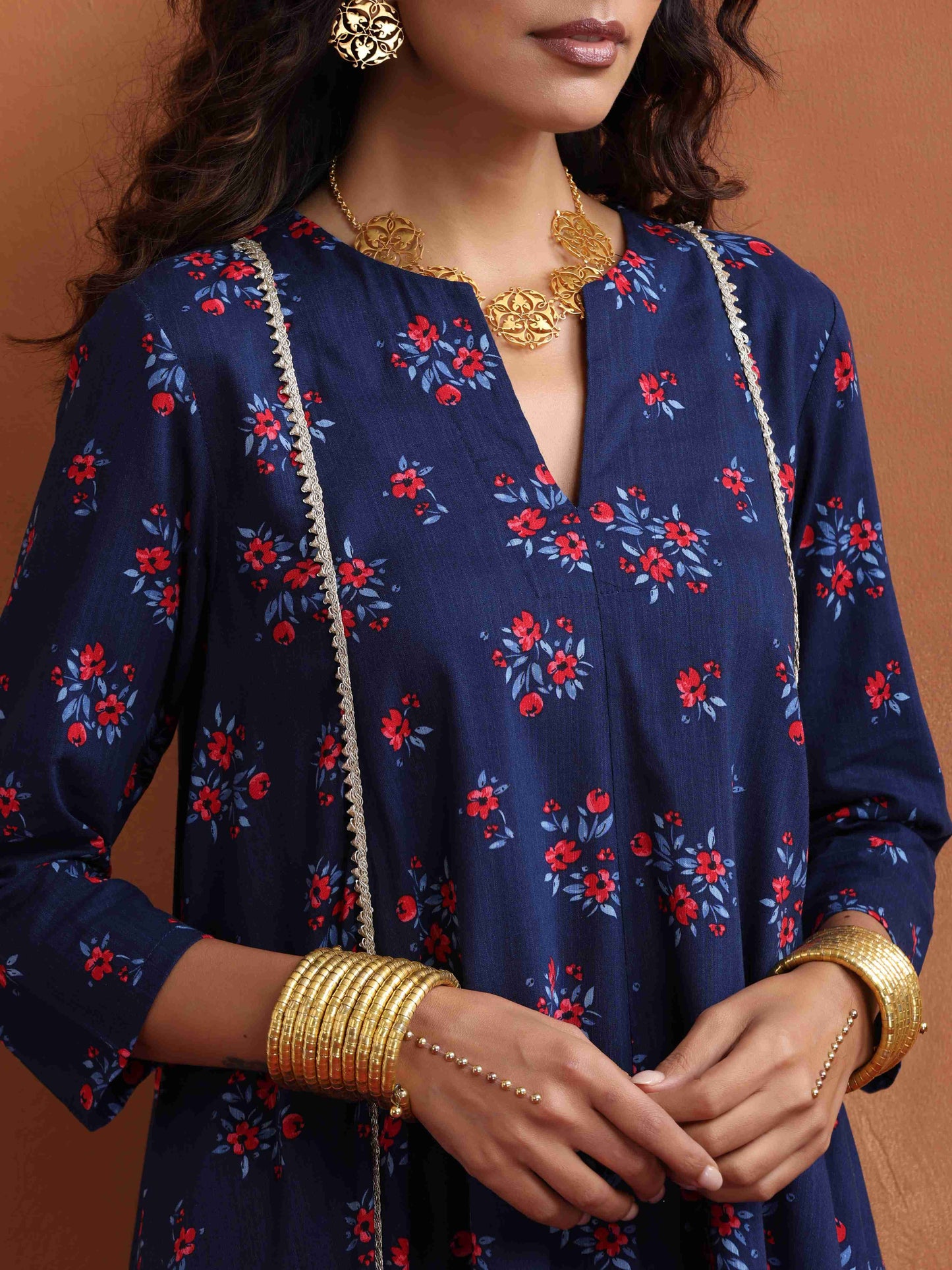 trueBrowns Blue Floral Print Flared Anarkali Kurta Co-ord Set - Swadesiicart
