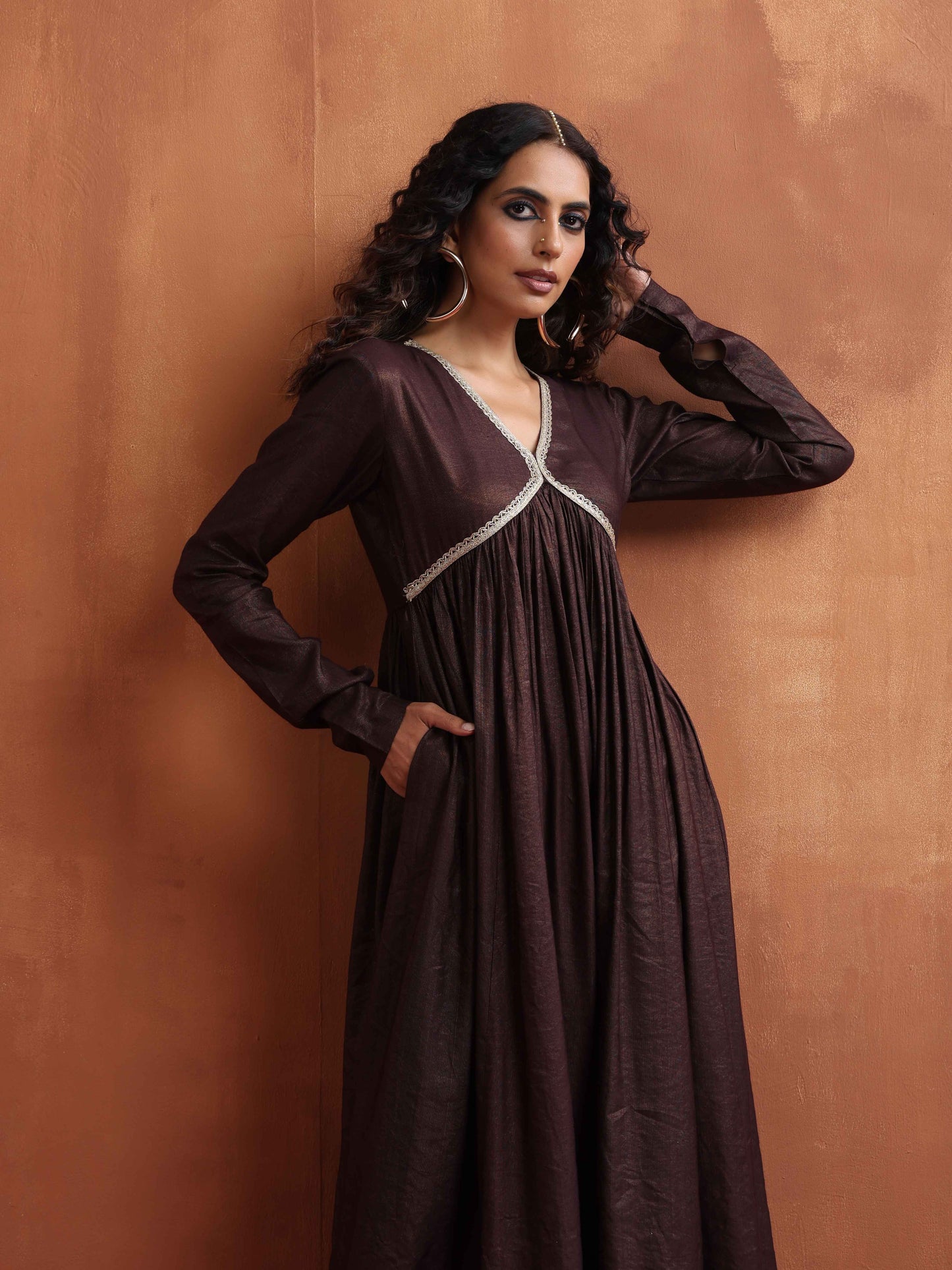 trueBrowns Brown Metallic Flared Anarkali Kurta Set | Swadesiicart