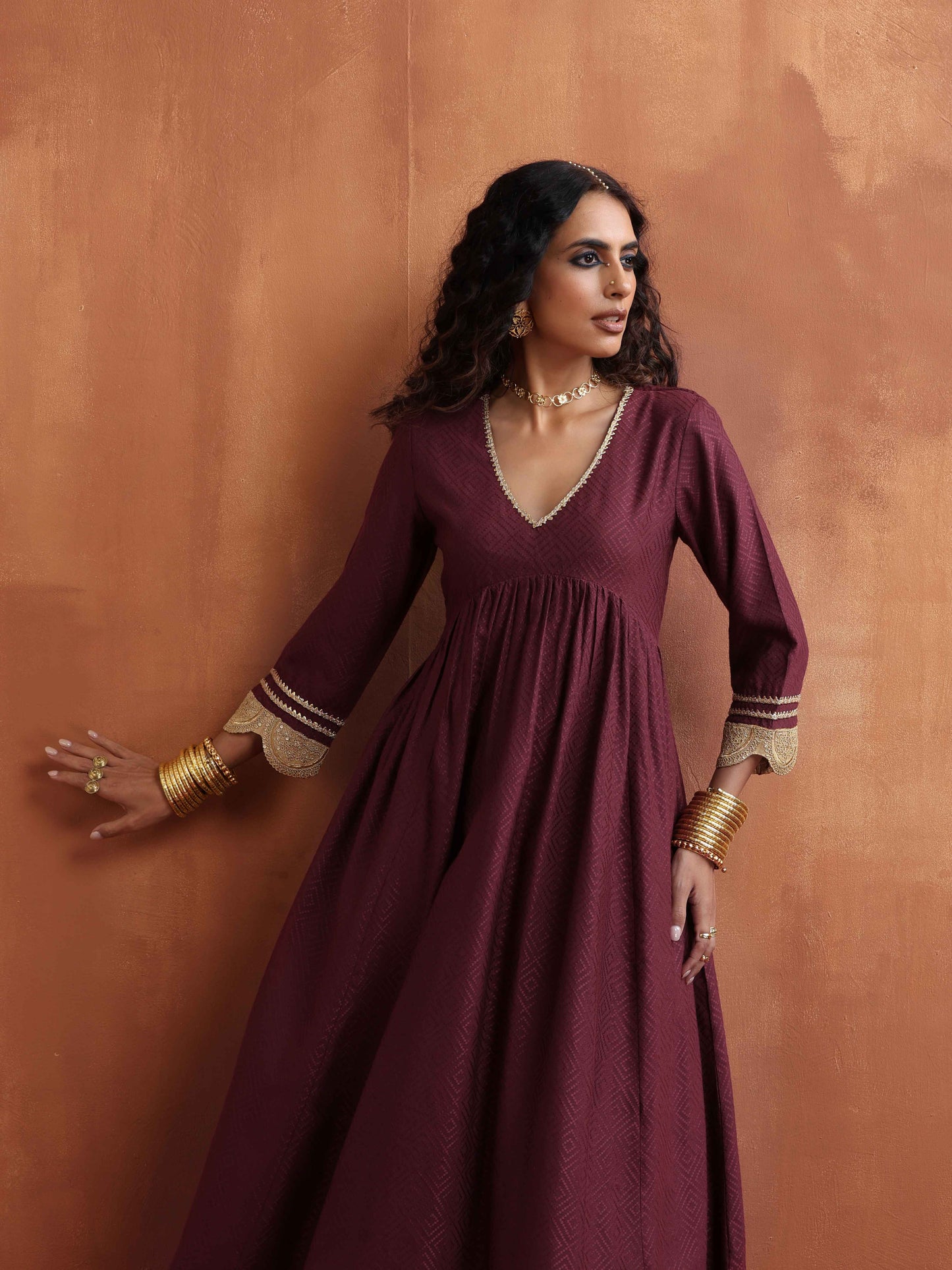 trueBrowns Maroon Flared Anarkali Kurta Set | Swadesiicart