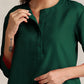 trueBrowns Dark Green Cotton Blend Short Kurta | Swadesiicart
