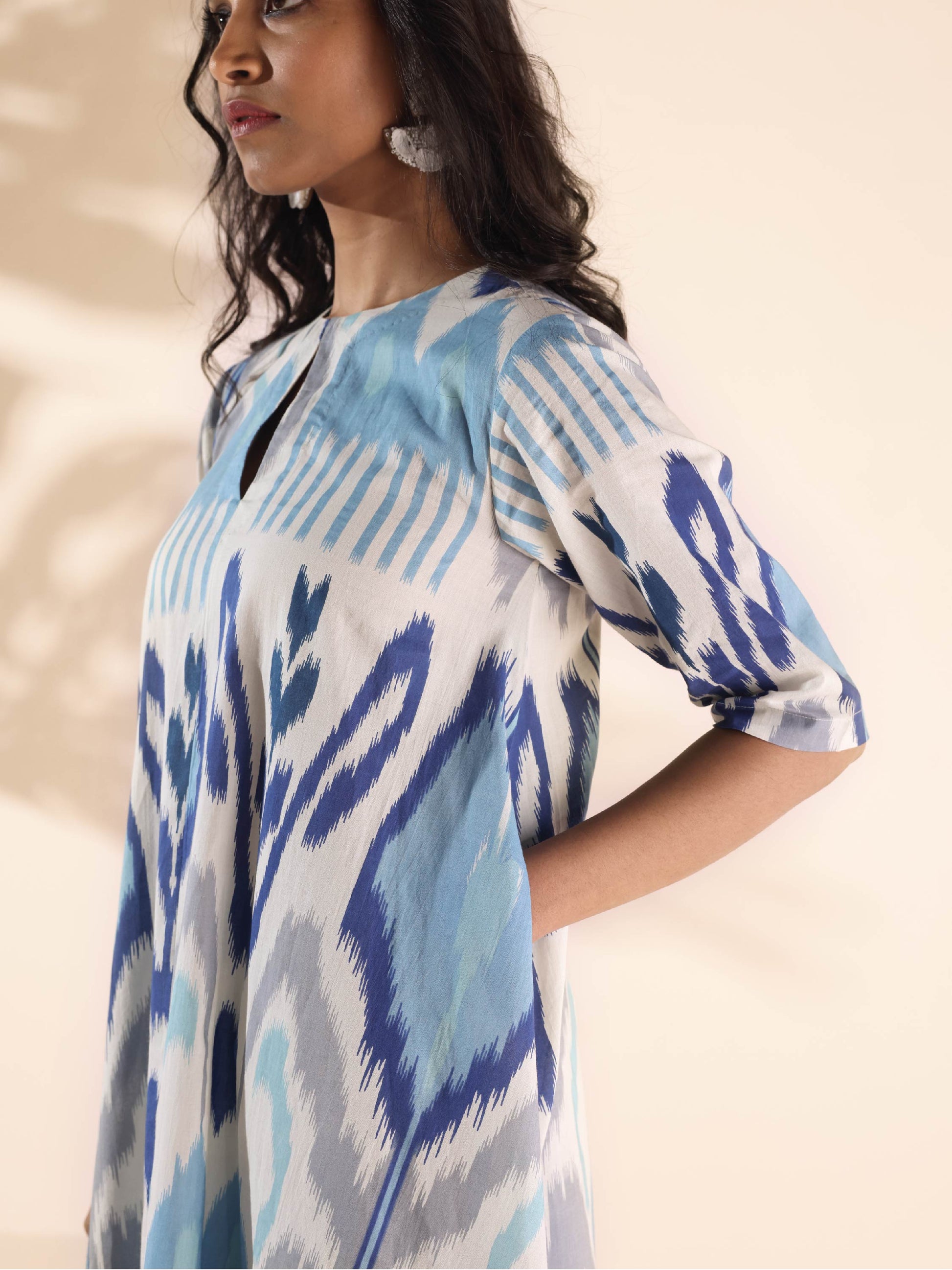trueBrowns Blue Cotton Ikat Flared Kurta Pant Set | Swadesiicart
