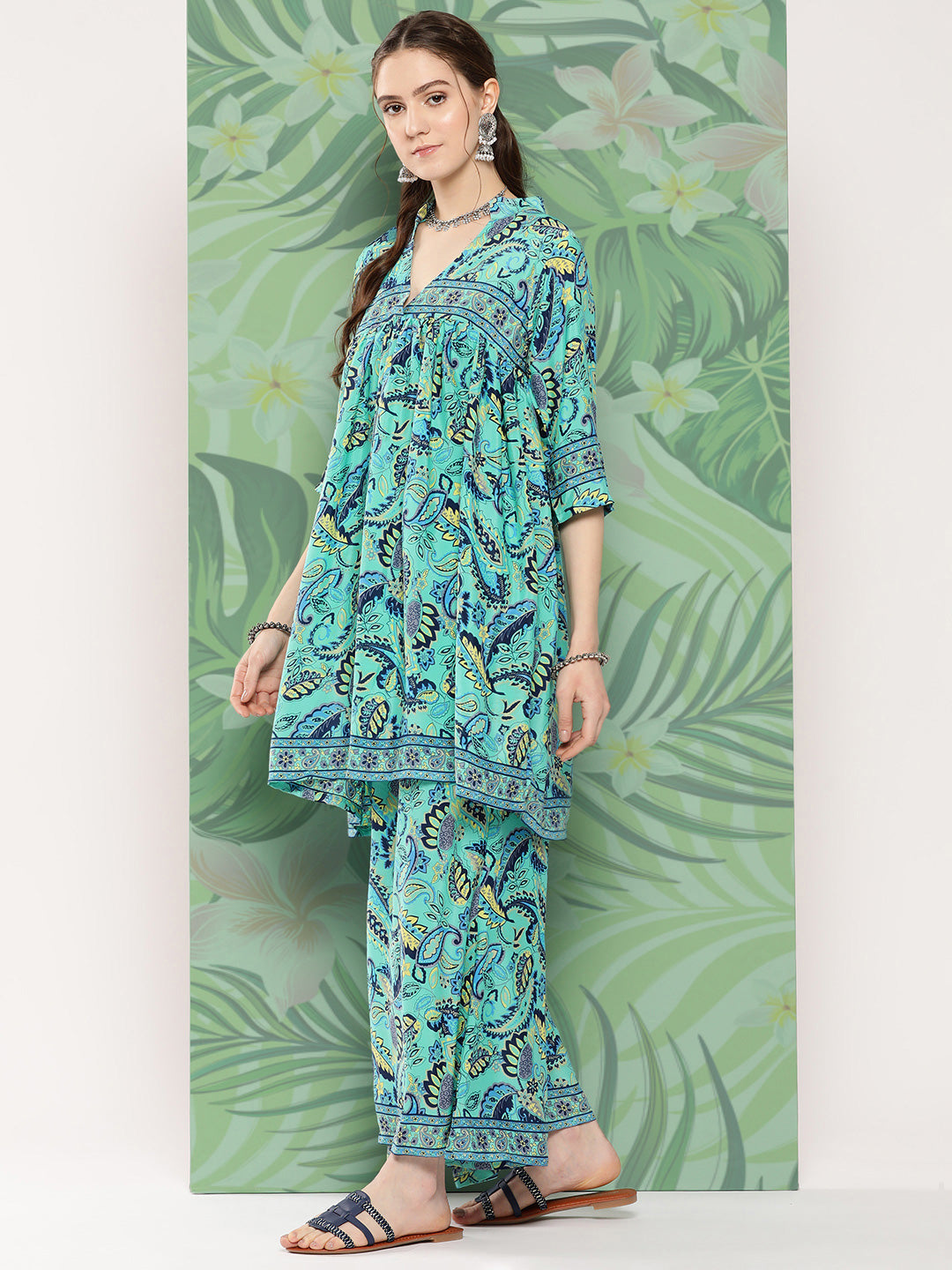 InWeave Women's Turquoise Blue Camelia Printed Ethnic Kurta Set - Swadesiicart