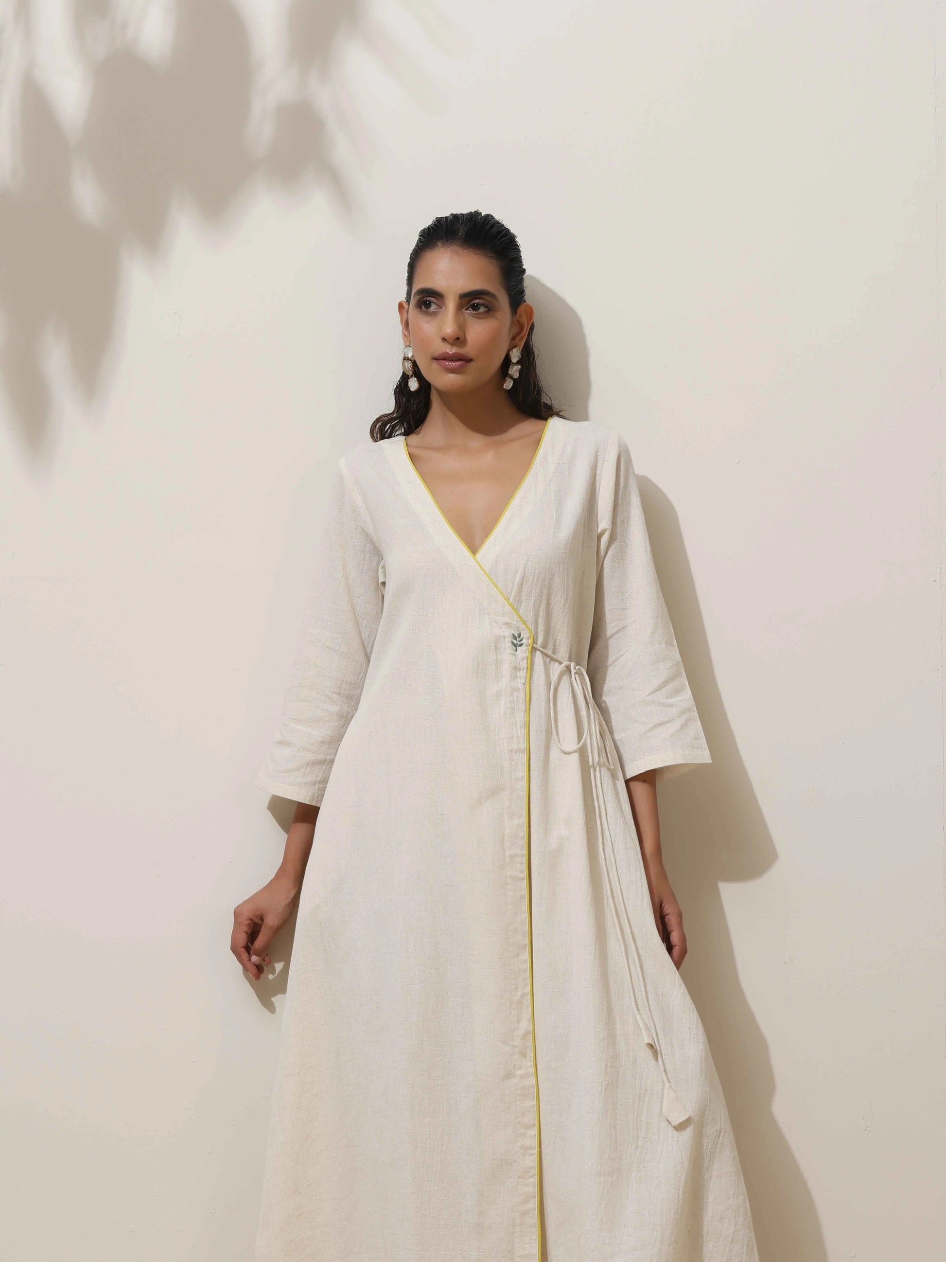 trueBrowns Off White Cotton Linen Angrakha Kurta Pant Set | Swadesiicart