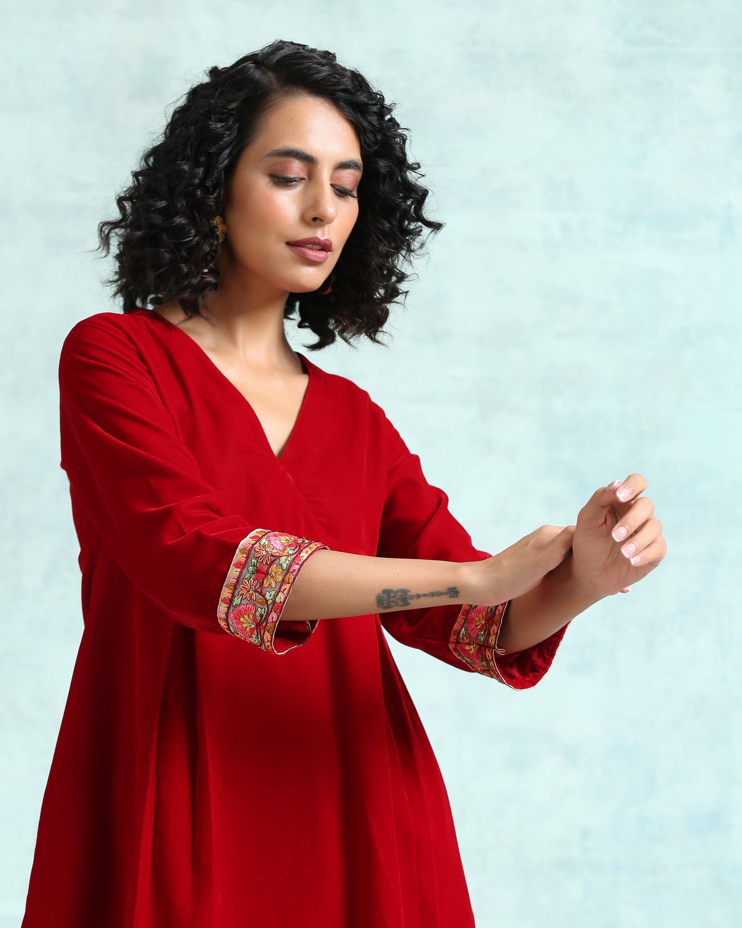 trueBrowns True Red Velvet Yoke Kurta | Swadesiicart
