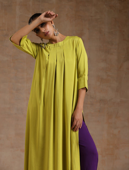 trueBrowns Lime Modal Satin Neck Pleat Kurta Set | Swadesiicart