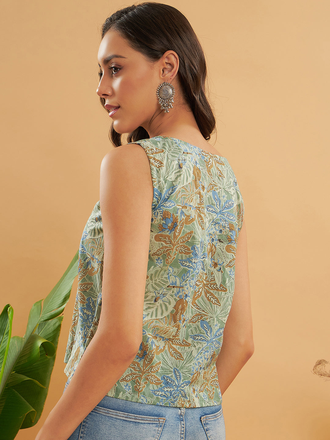 InWeave Dull Green Leaf Floral Print W/U Top - Swadesiicart
