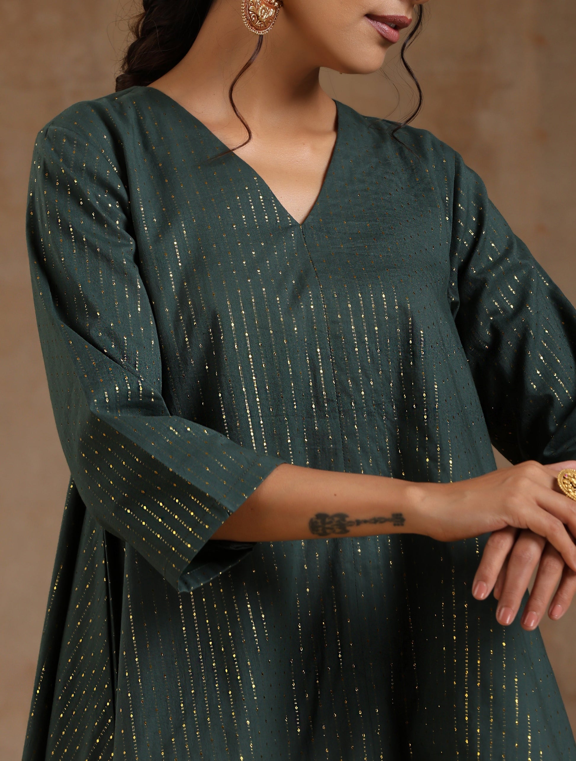 trueBrowns Dark Green Gold Cotton High-Low Co-Ord Set - Swadesiicart