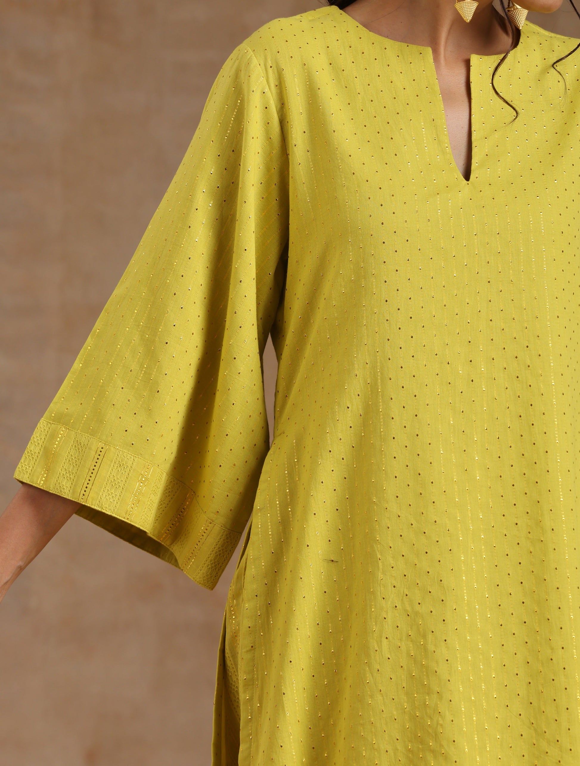 trueBrowns Lime Gold Cotton Relax High Slit Kurta Set | Swadesiicart
