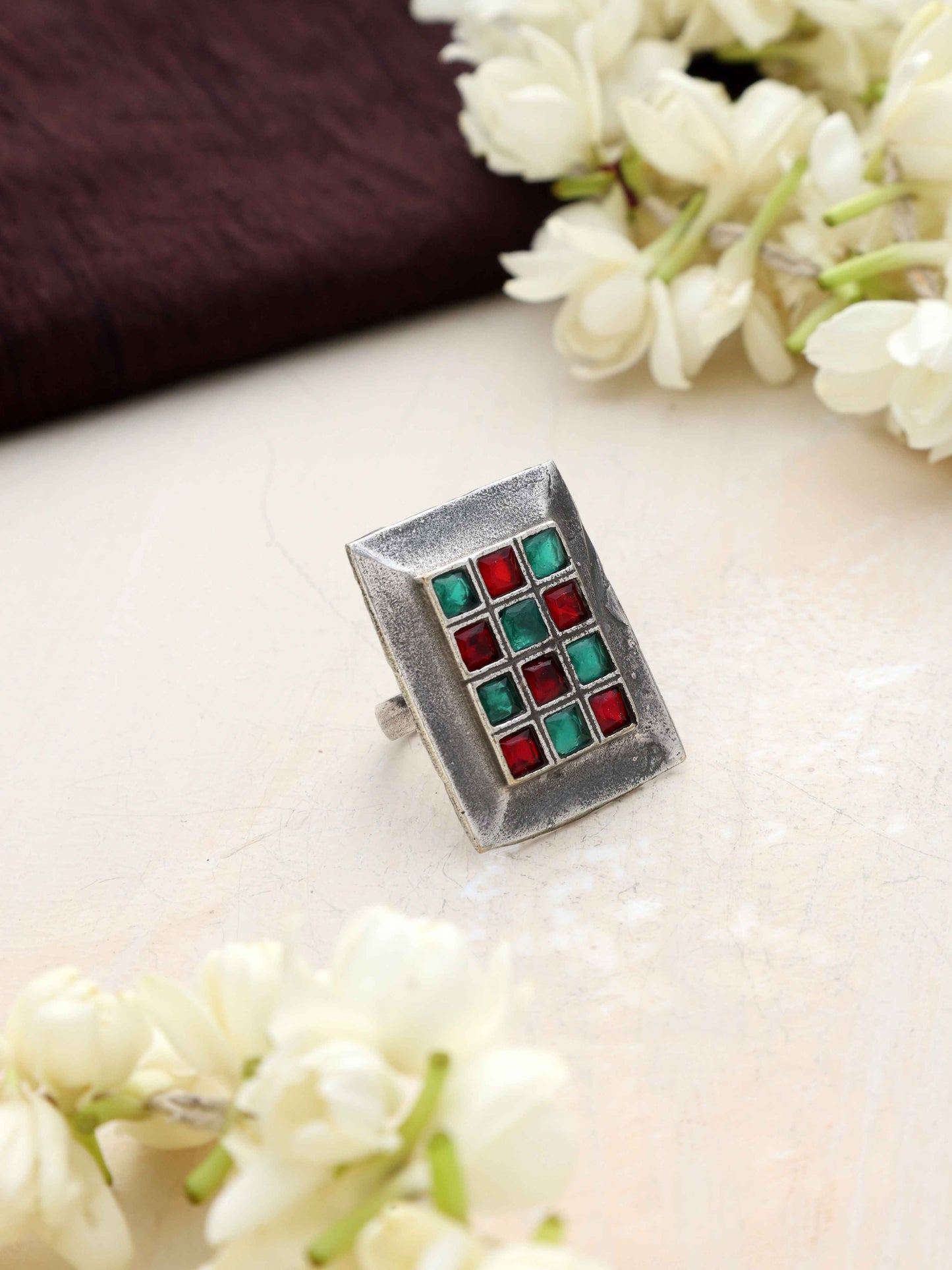 trueBrowns Silver Tone Rectangular Stone Ring | Swadesiicart