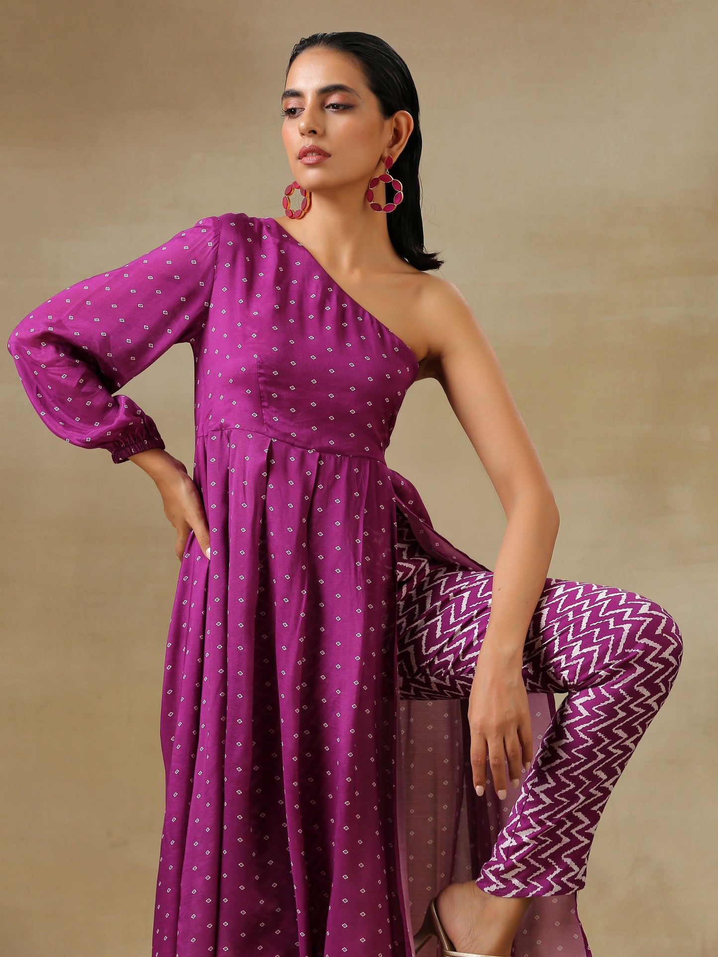 trueBrowns Purple Bandhani Printed Silk One Shoulder Kurta Pant Set | Swadesiicart