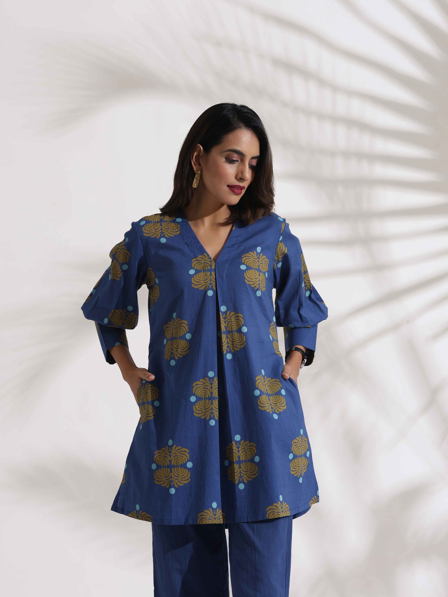 trueBrowns Blue Cotton Print Top & Pants Co-ord Set - Swadesiicart