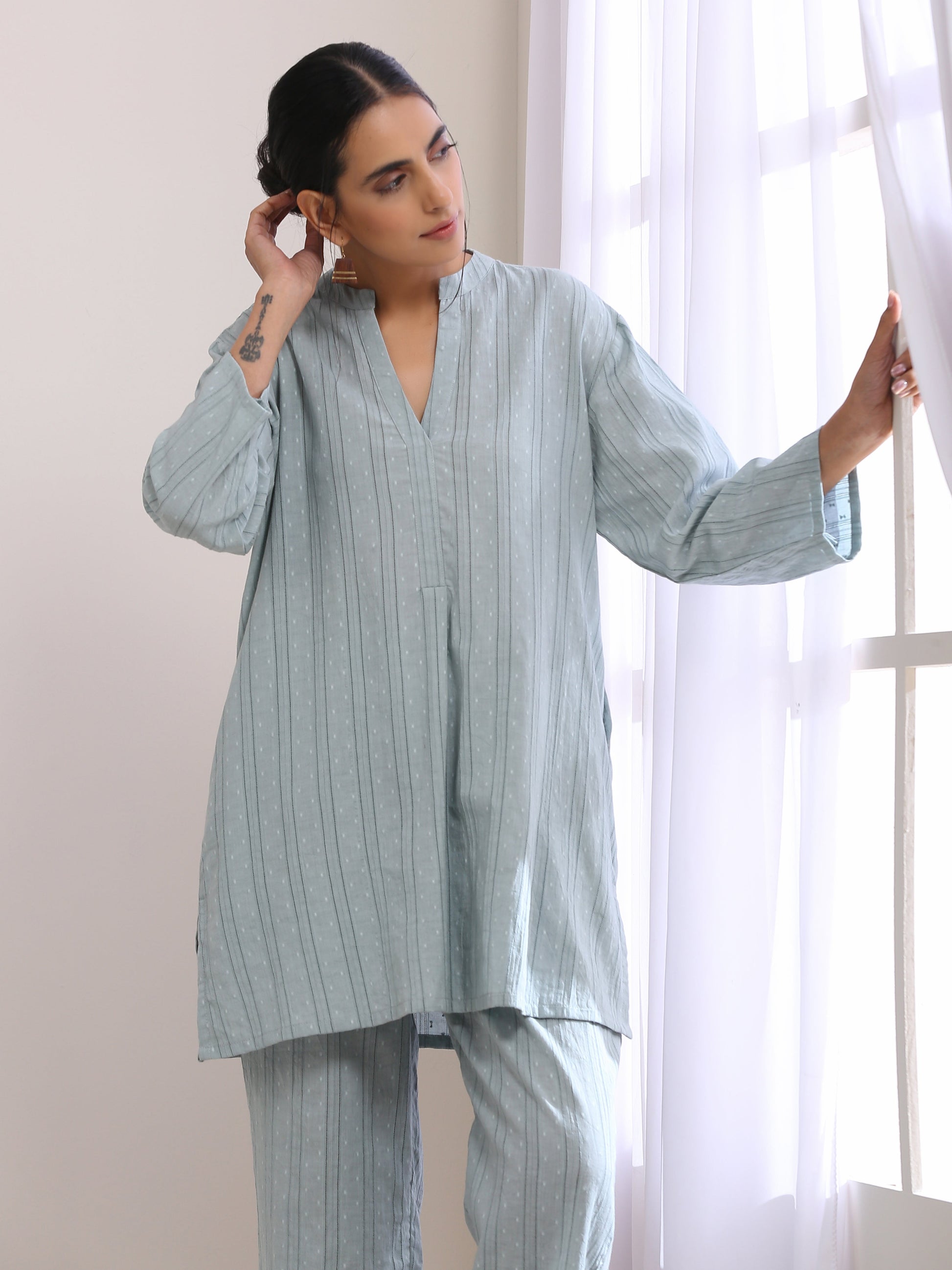 trueBrowns Eggshell Blue Dobby Relaxed Fit Co-Ord Set - Swadesiicart