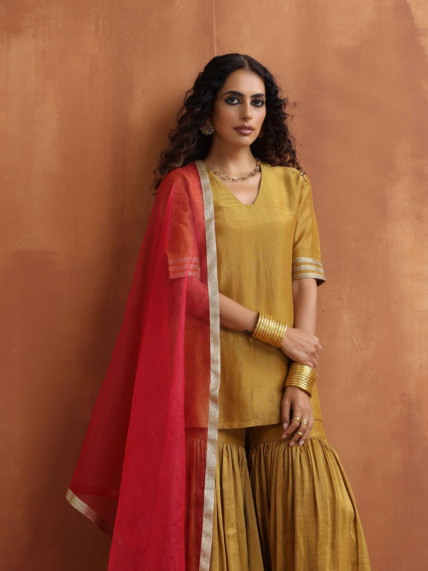 trueBrowns Gold Tissue Sharara Dupatta Set | Swadesiicart