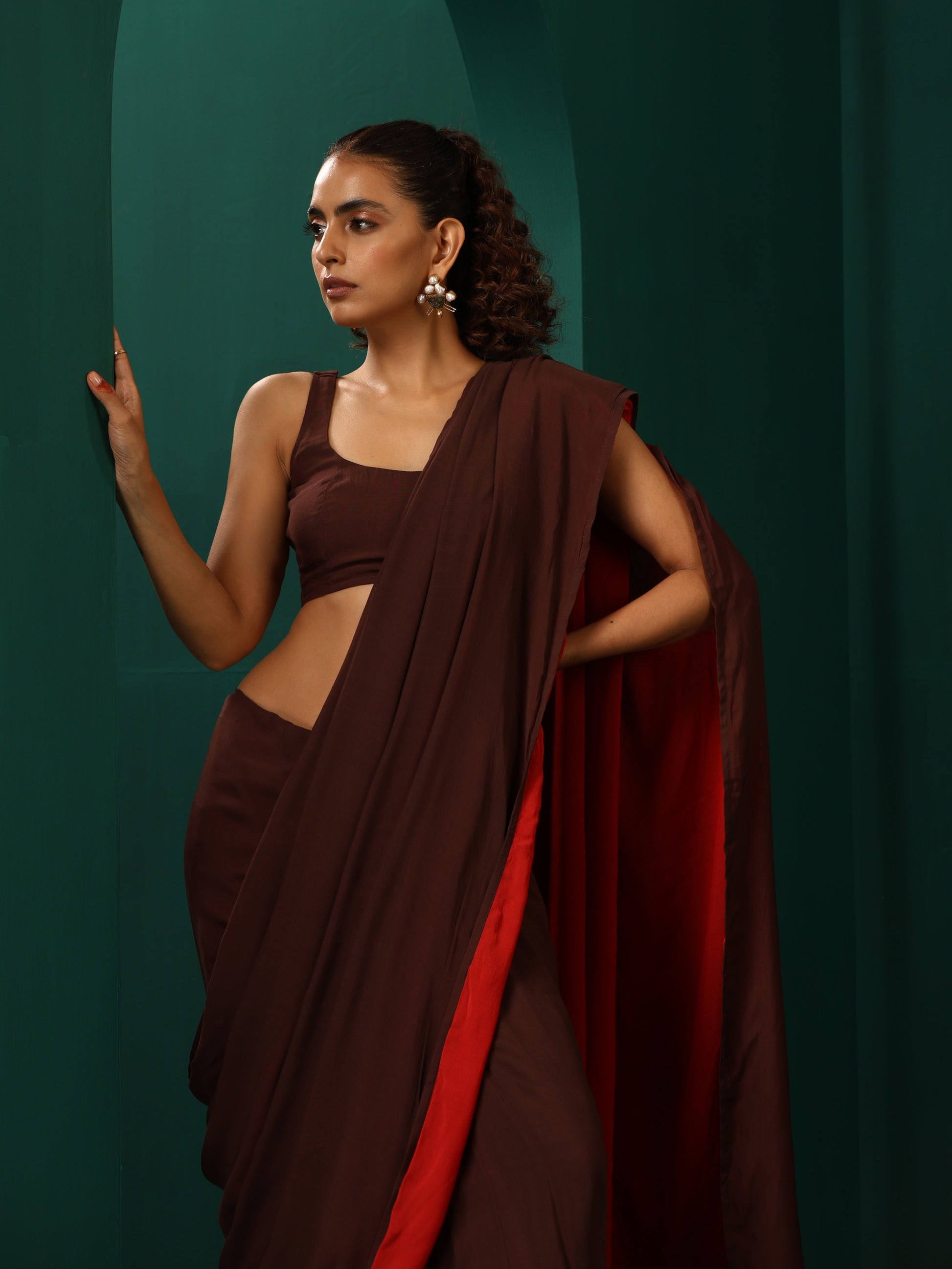 trueBrowns Cola Muslin Silk Ready to Wear Saree | Swadesiicart