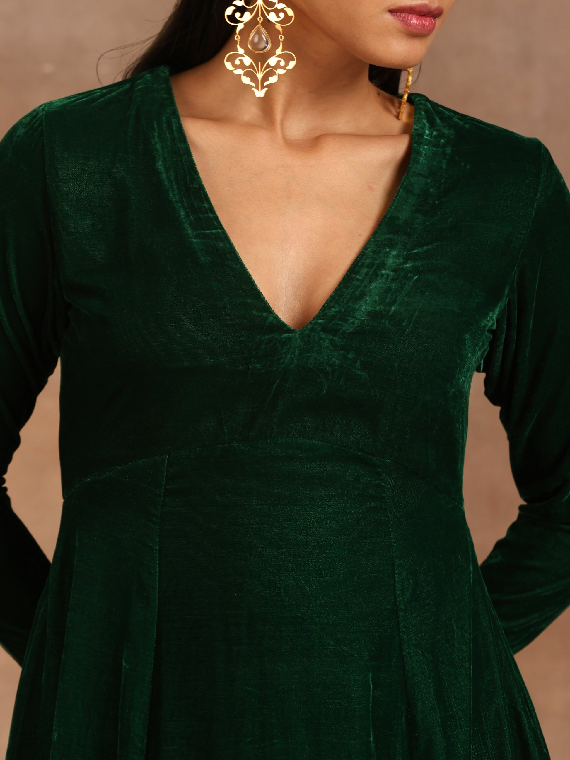 trueBrowns Green Velvet Dress | Swadesiicart