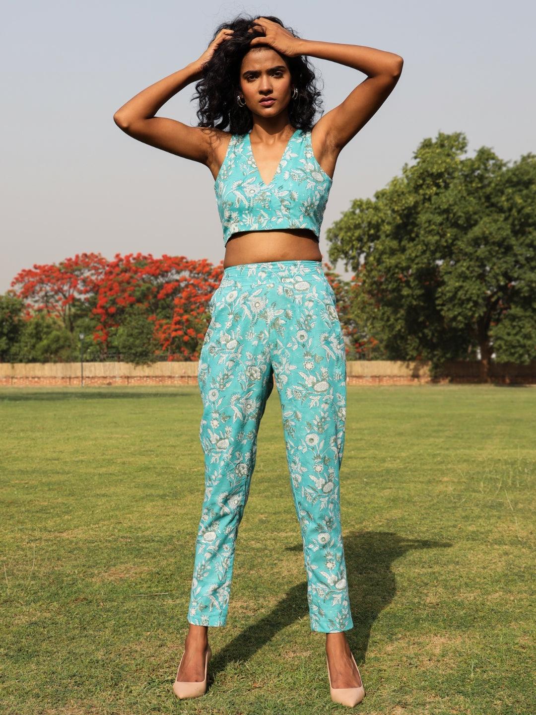 trueBrowns Turquoise Cotton Block Print Pant Suit Set | Swadesiicart