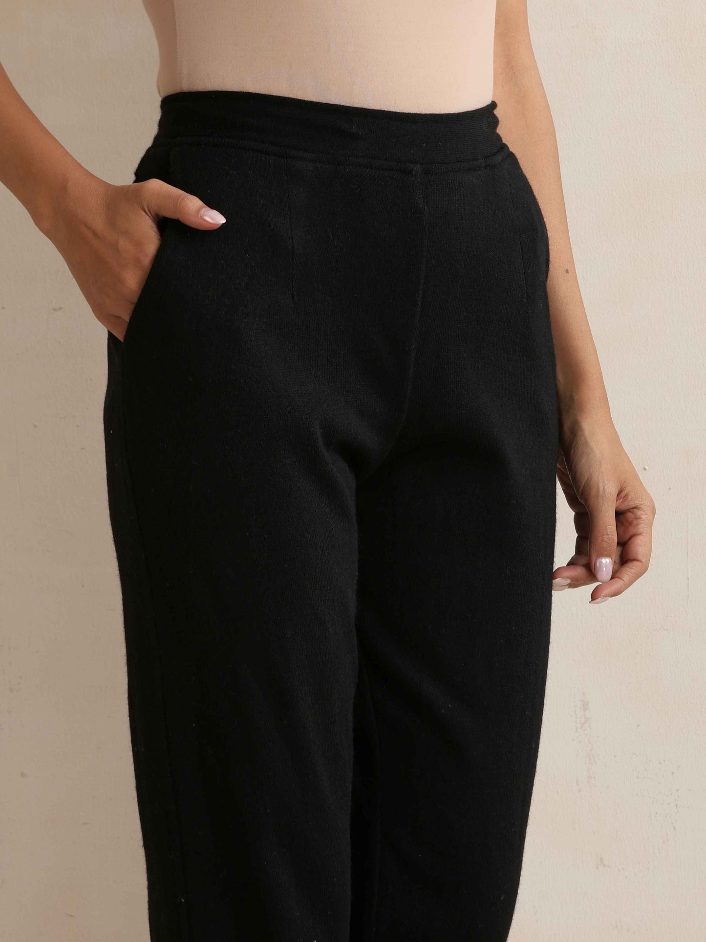 trueBrowns Black Woollen Pants | Swadesiicart