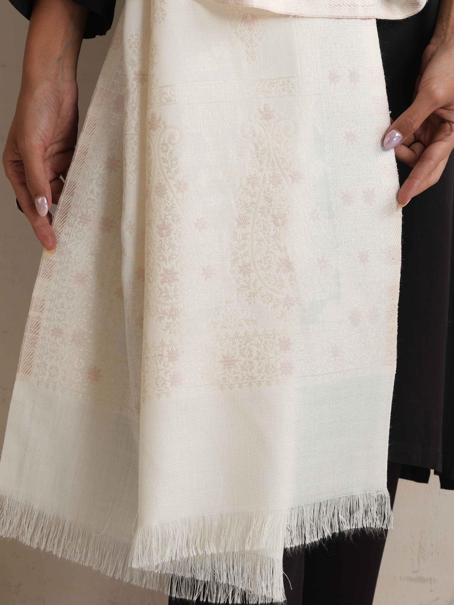 trueBrowns Ivory Gold Woollen Stole | Swadesiicart