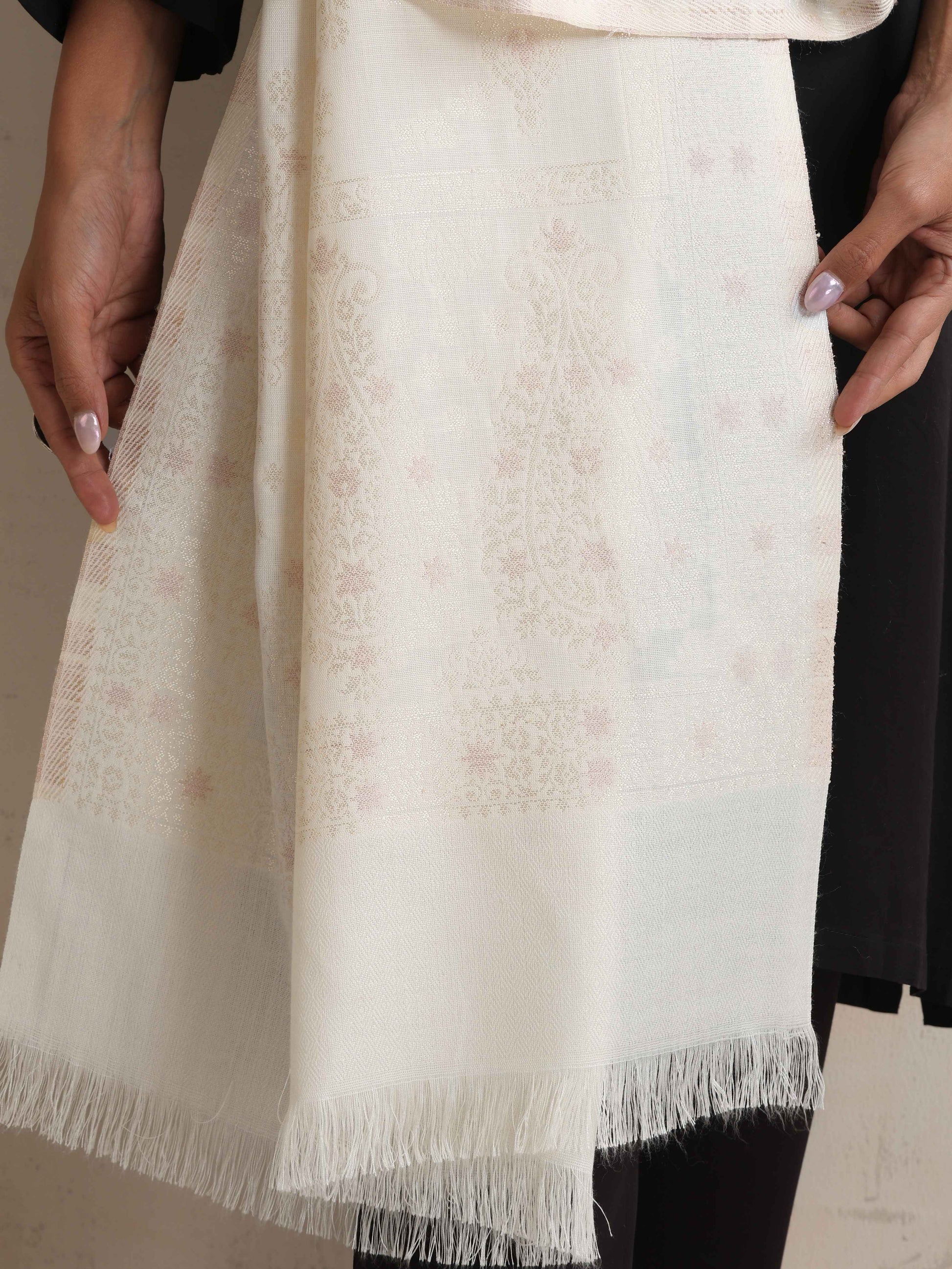 trueBrowns Ivory Gold Woollen Stole | Swadesiicart