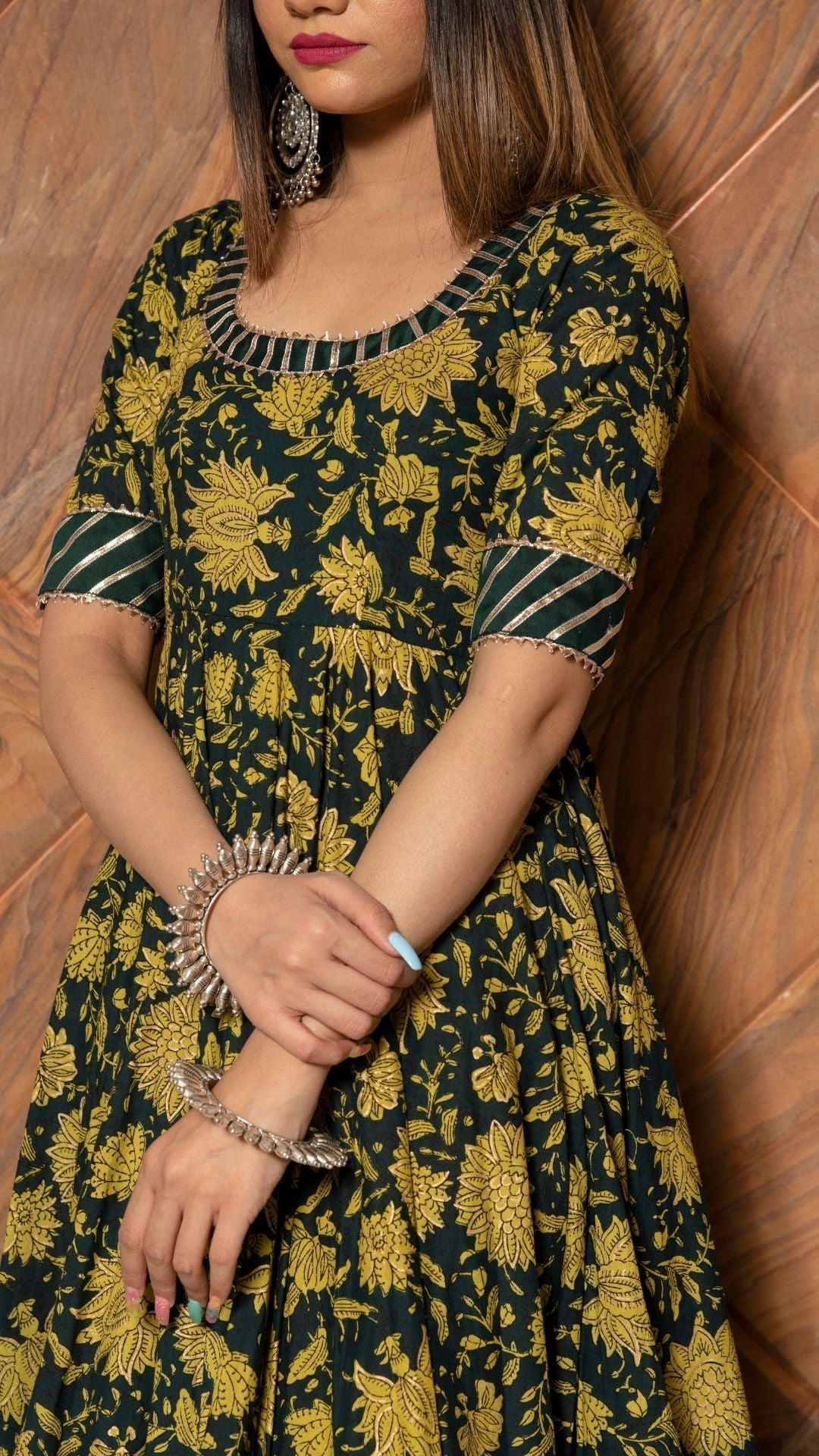 Pomcha Jaipur Idika Green Hand Block Anarkali Set | Swadesiicart