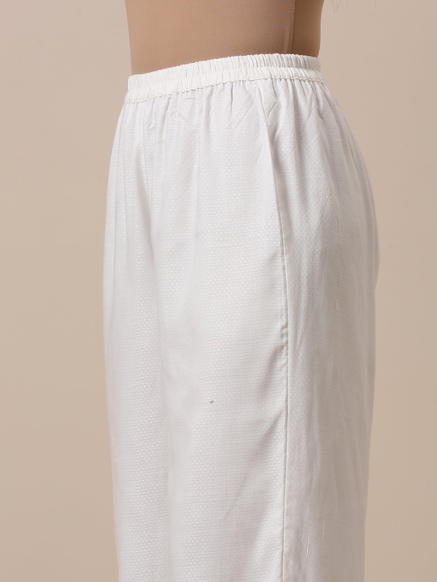 trueBrowns Cotton White Textured Curve Pant | Swadesiicart
