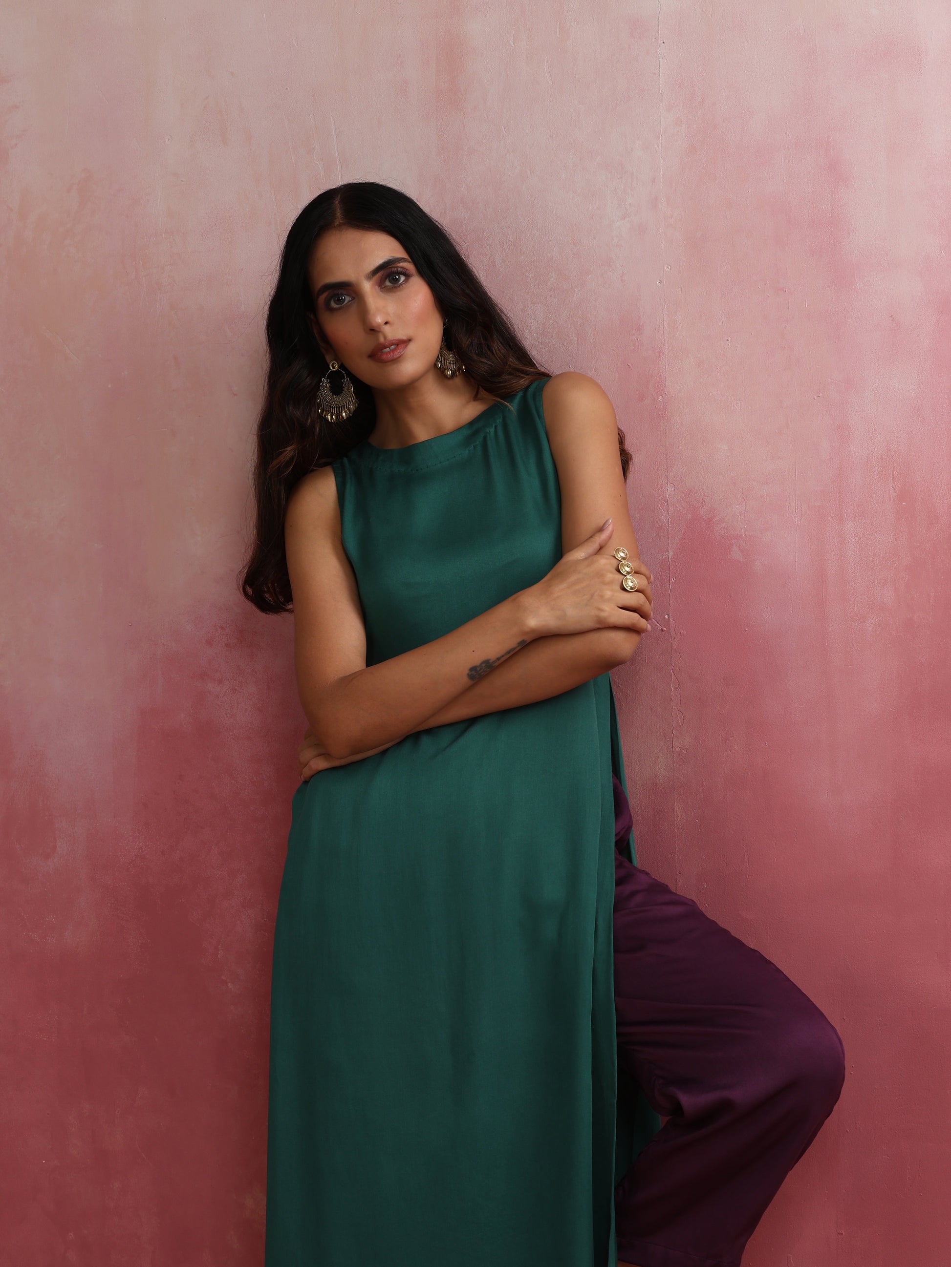 trueBrowns Green Modal High slit Kurta Set | Swadesiicart