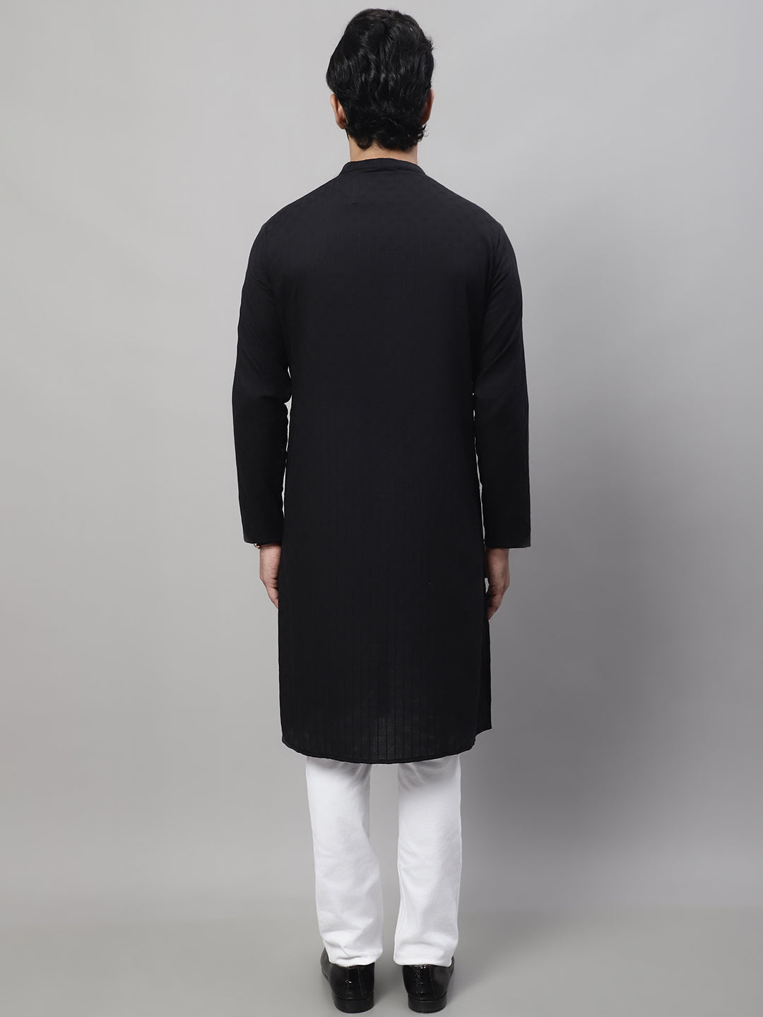 Even Apparels Black Pure Cotton Kurta With Band Collar | Swadesiicart