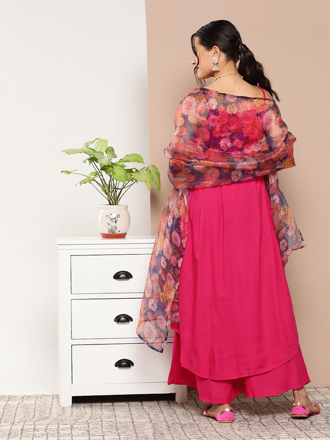InWeave Women's Fuchsia Strappy Set With Navy Floral Organza Dupatta - Swadesiicart