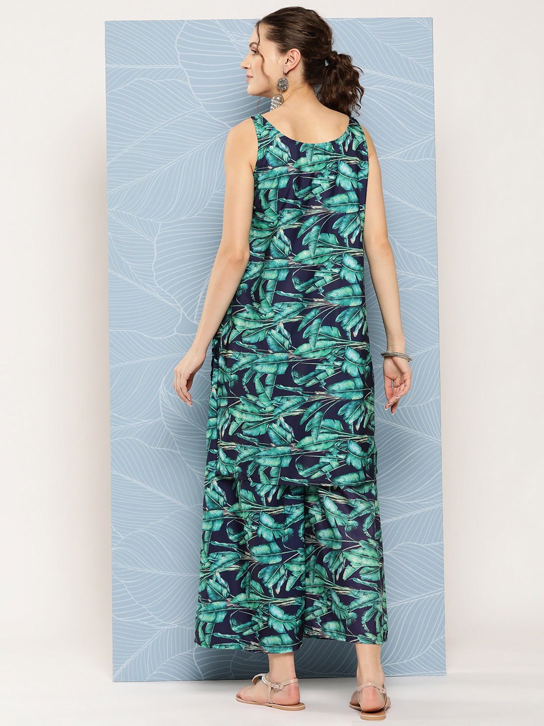 InWeave Women's Navy Green Big Leaf Print Crepe Kurta Set - Swadesiicart