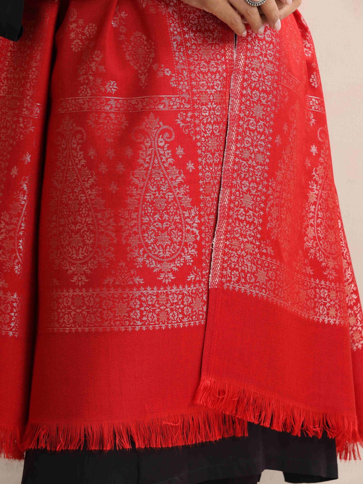 trueBrowns Red Woollen Stole | Swadesiicart