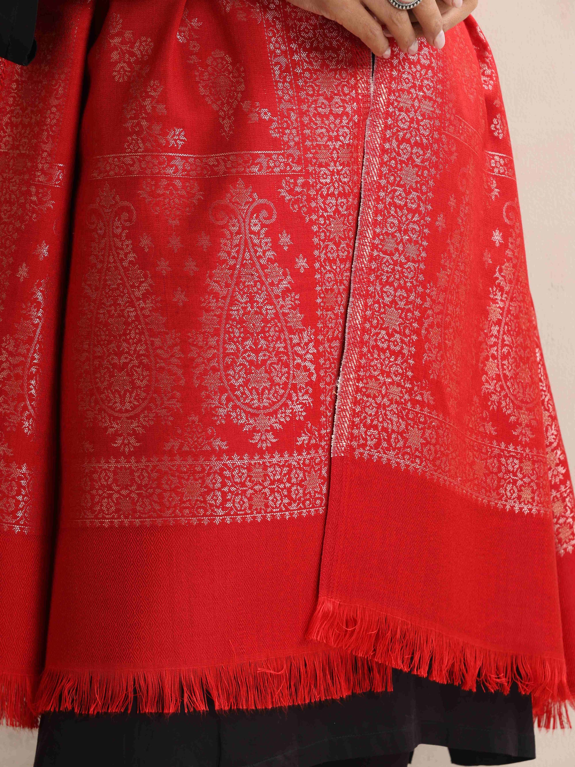 trueBrowns Red Woollen Stole | Swadesiicart