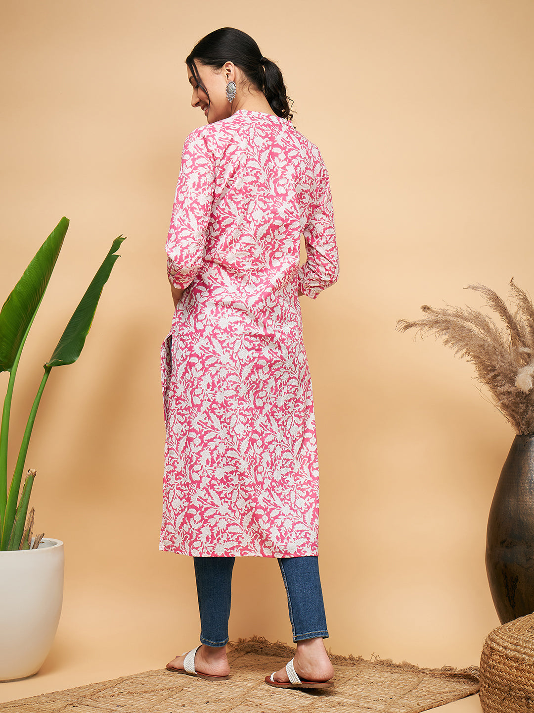 InWeave Women's Pink Foil White Print Angrakha Stright Kurta - Swadesiicart