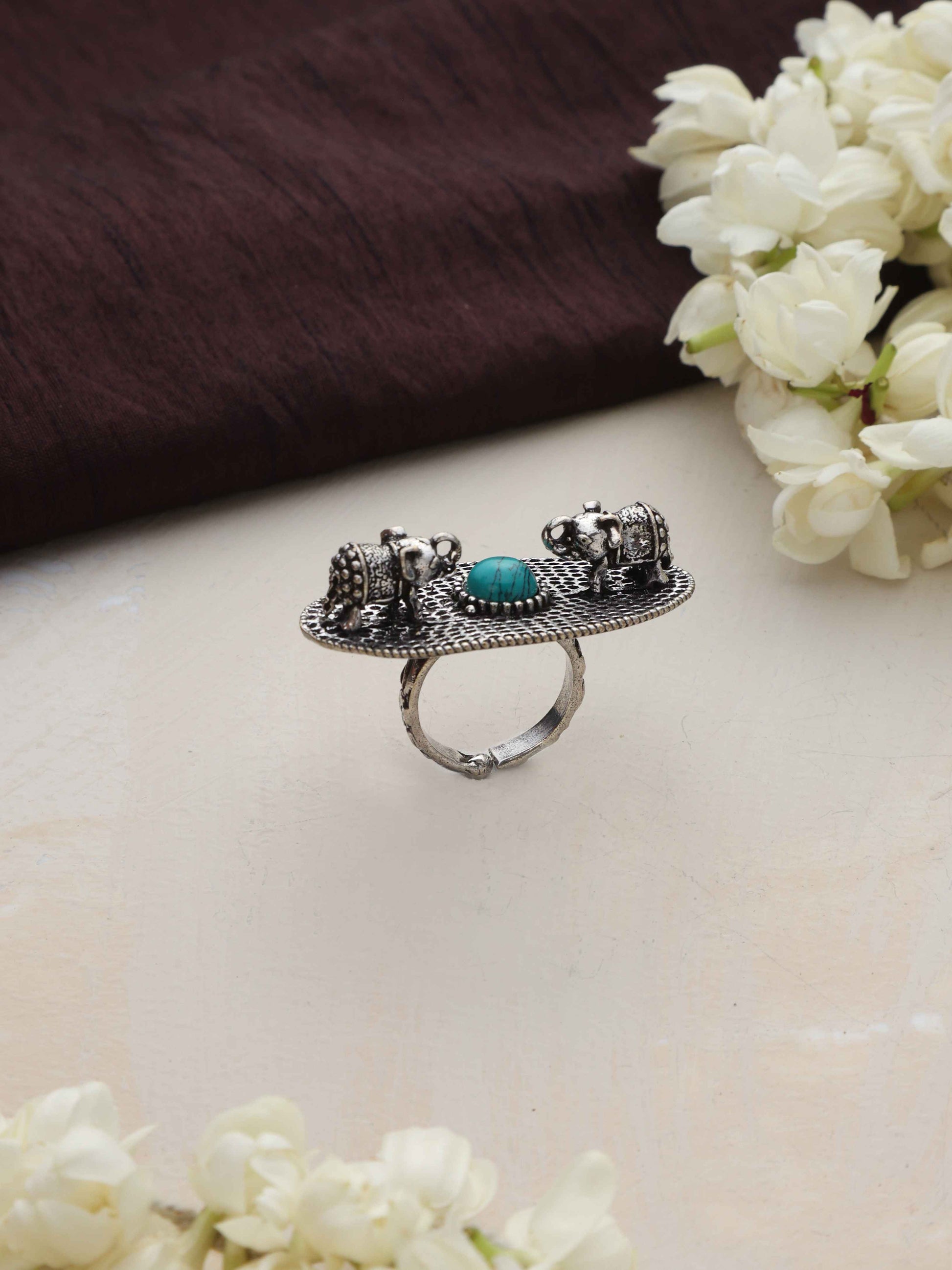 trueBrowns Silver Tone Abstract Oval Ring | Swadesiicart