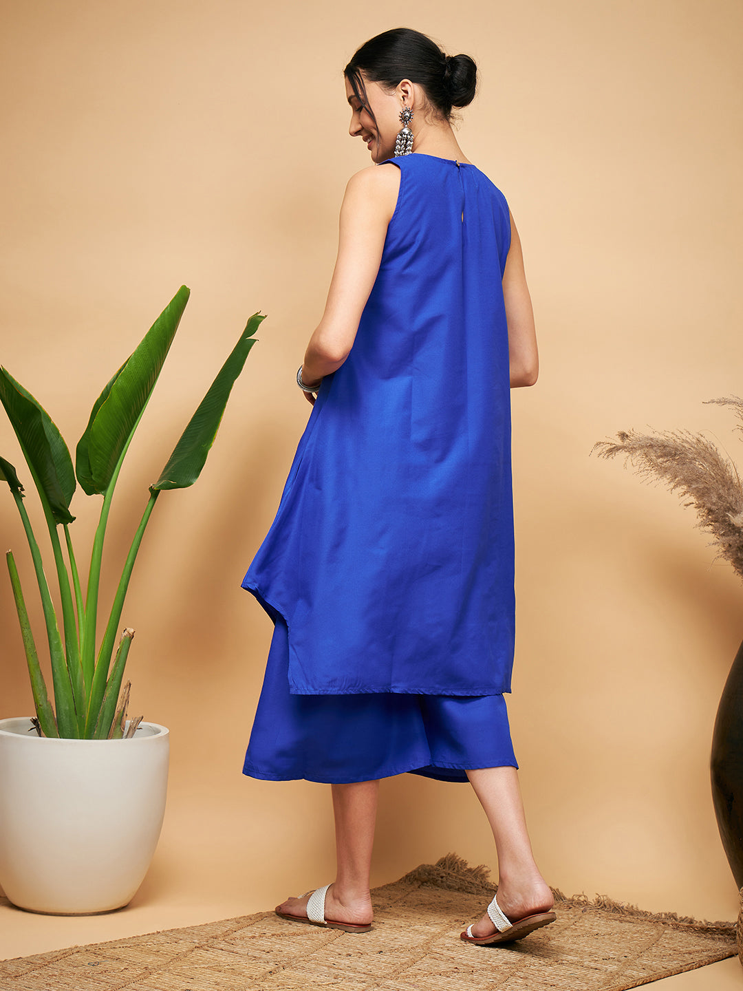 InWeave Women's Ink Blue Short Kurta Palazzo Set - Swadesiicart
