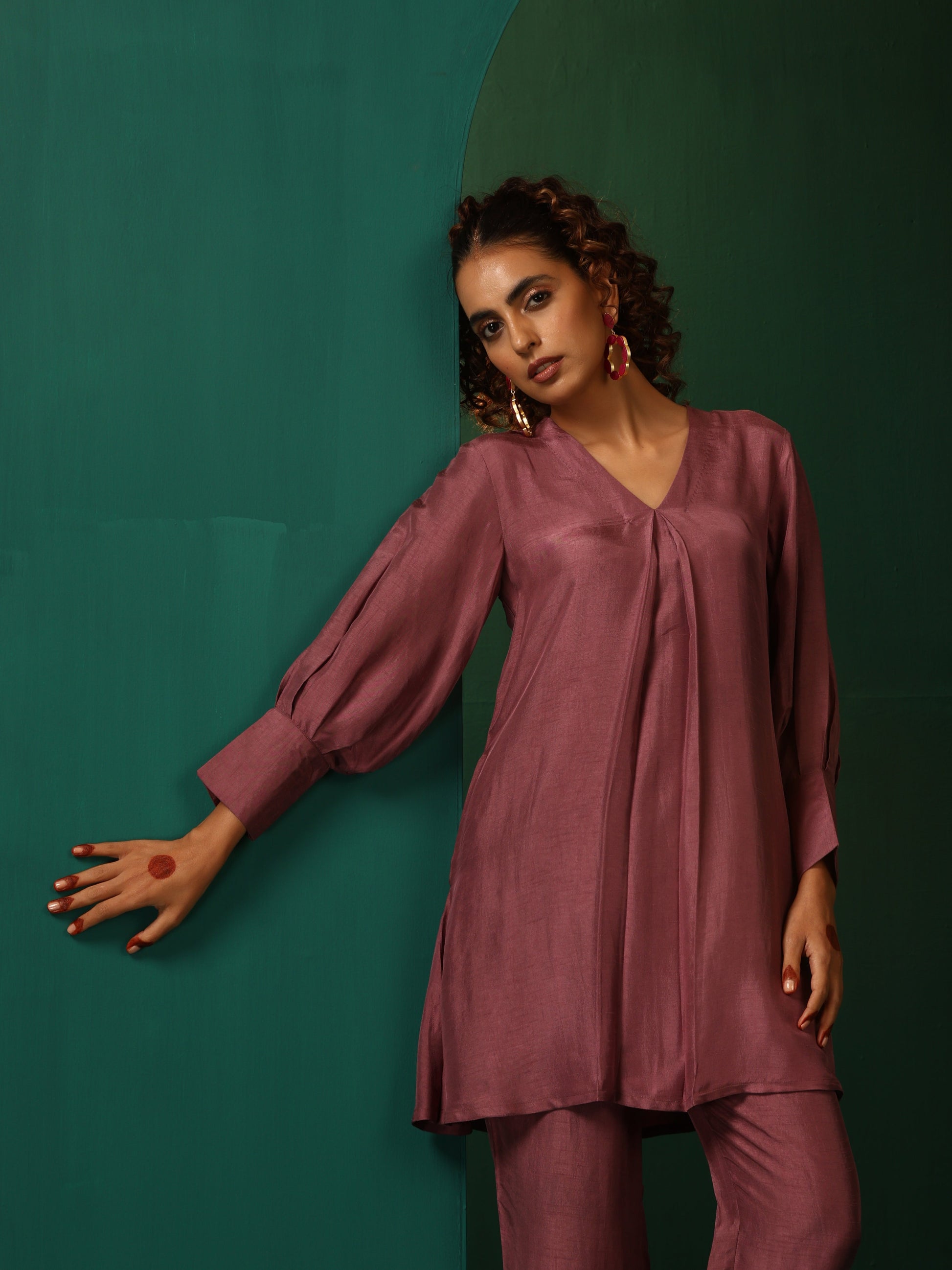 trueBrowns Light Mauve Silk Front Pleat Co-ord Set - Swadesiicart