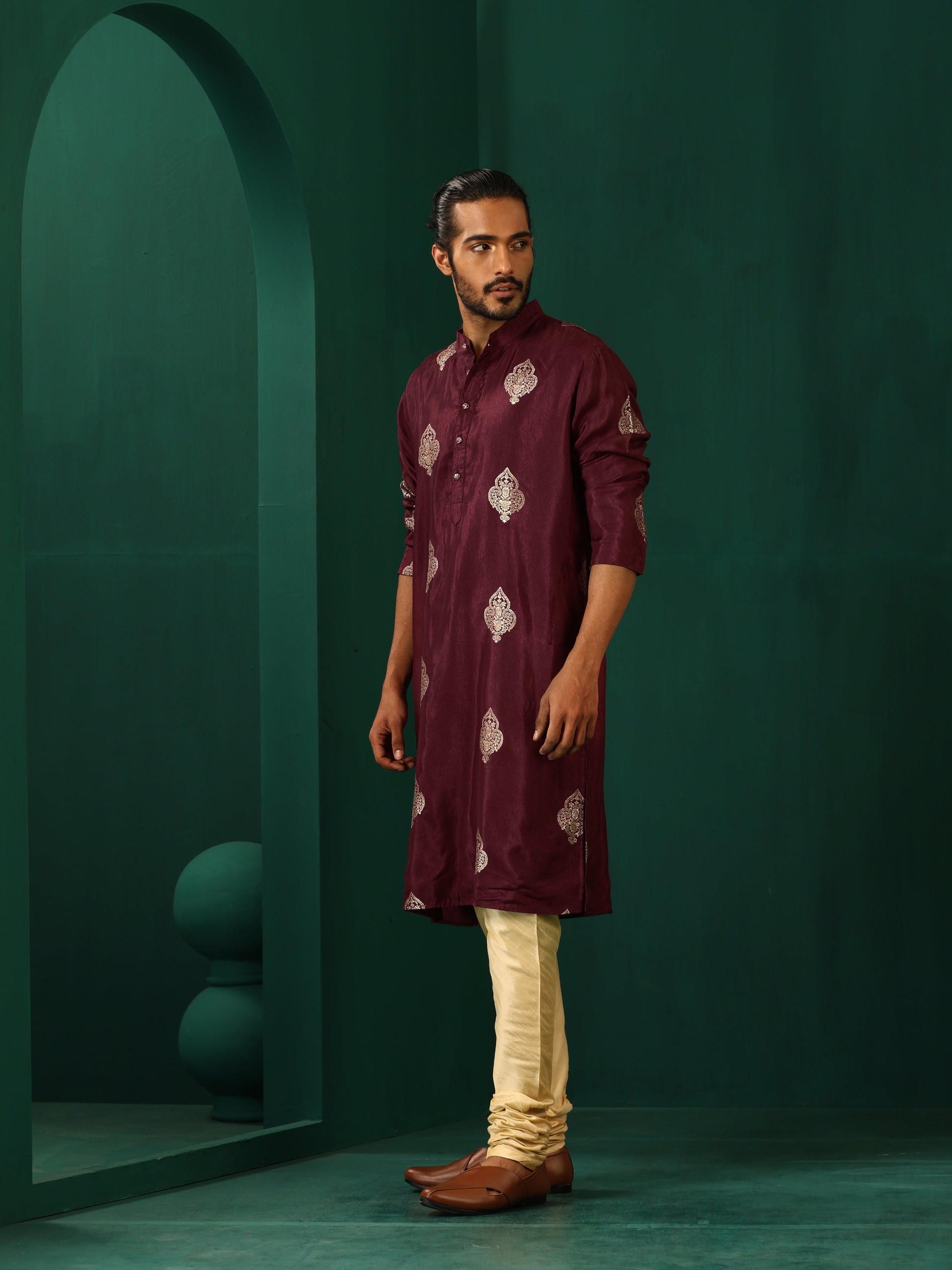 trueBrowns Men's Wine Geometric Viscose Silk Long Kurta | Swadesiicart