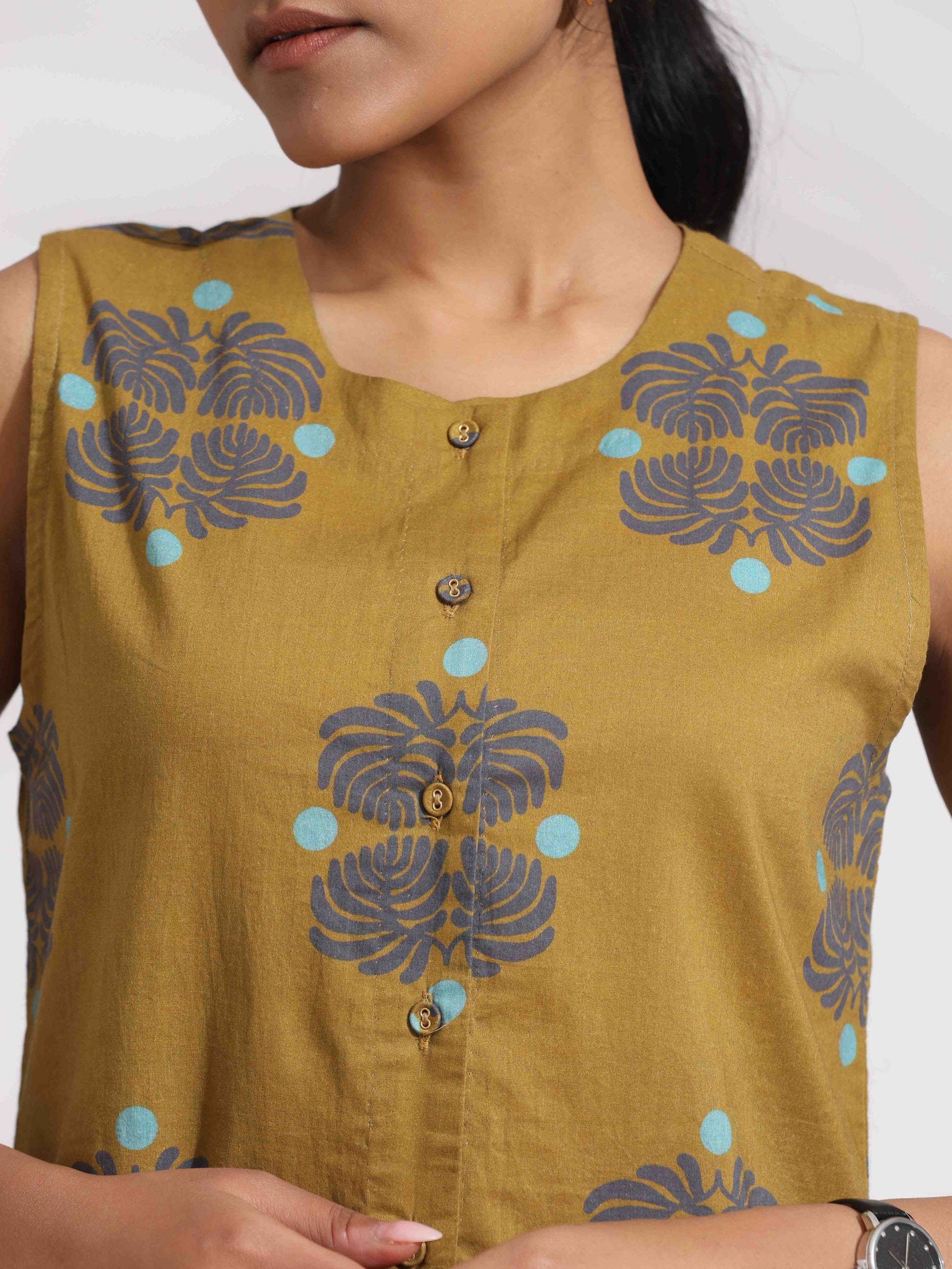 trueBrowns Green Cotton Print Top & Flared Pants Co-ord Set - Swadesiicart