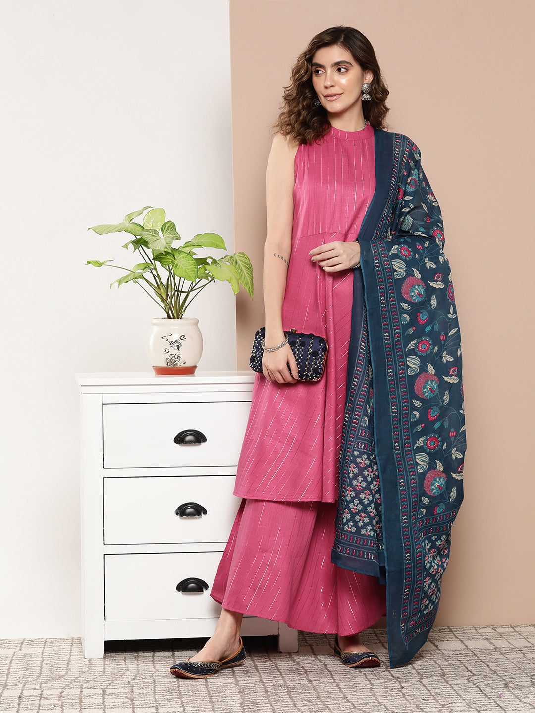 InWeave Women's Fuchsia Lurex Boho Kurta Set With Blue Printed Cotton Dupatta - Swadesiicart
