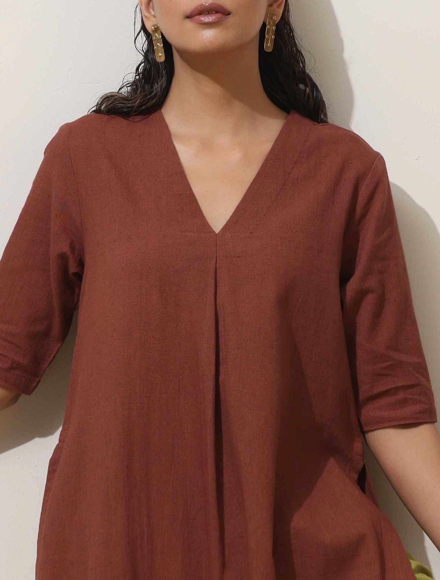 trueBrowns Brown Cotton Linen Kurta Pant Set | Swadesiicart