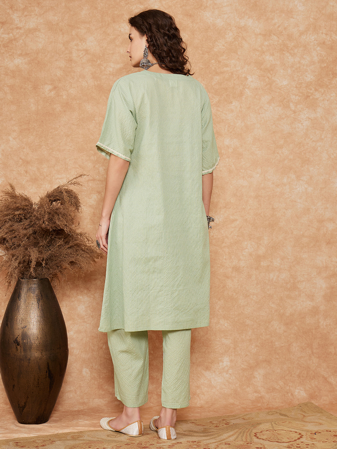 InWeave Women's Sage Green Kantha Lace Wrok Kimono Sleeve Kurta Set - Swadesiicart