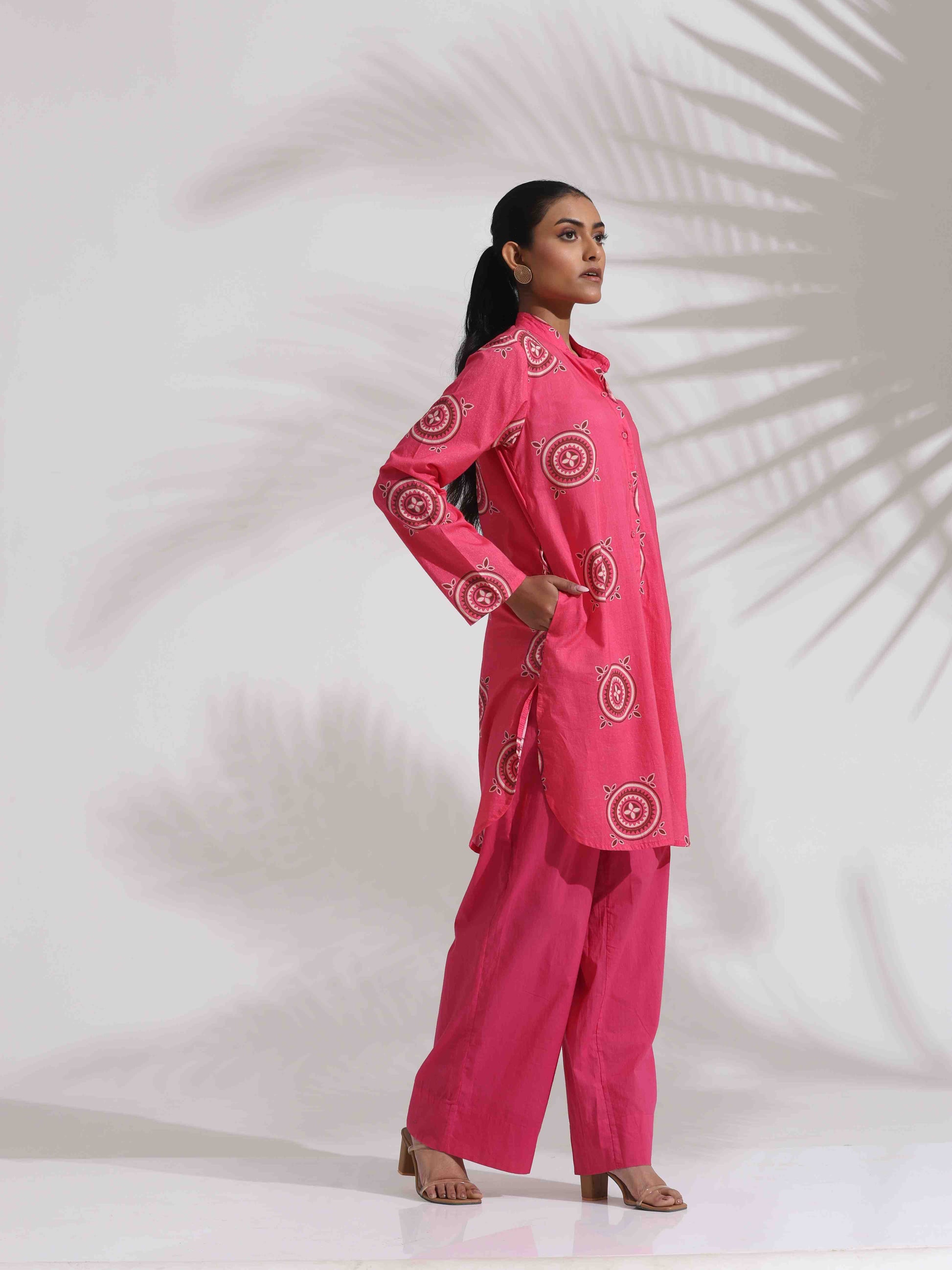 trueBrowns Pink Cotton Print Kurta Co-ord Set - Swadesiicart
