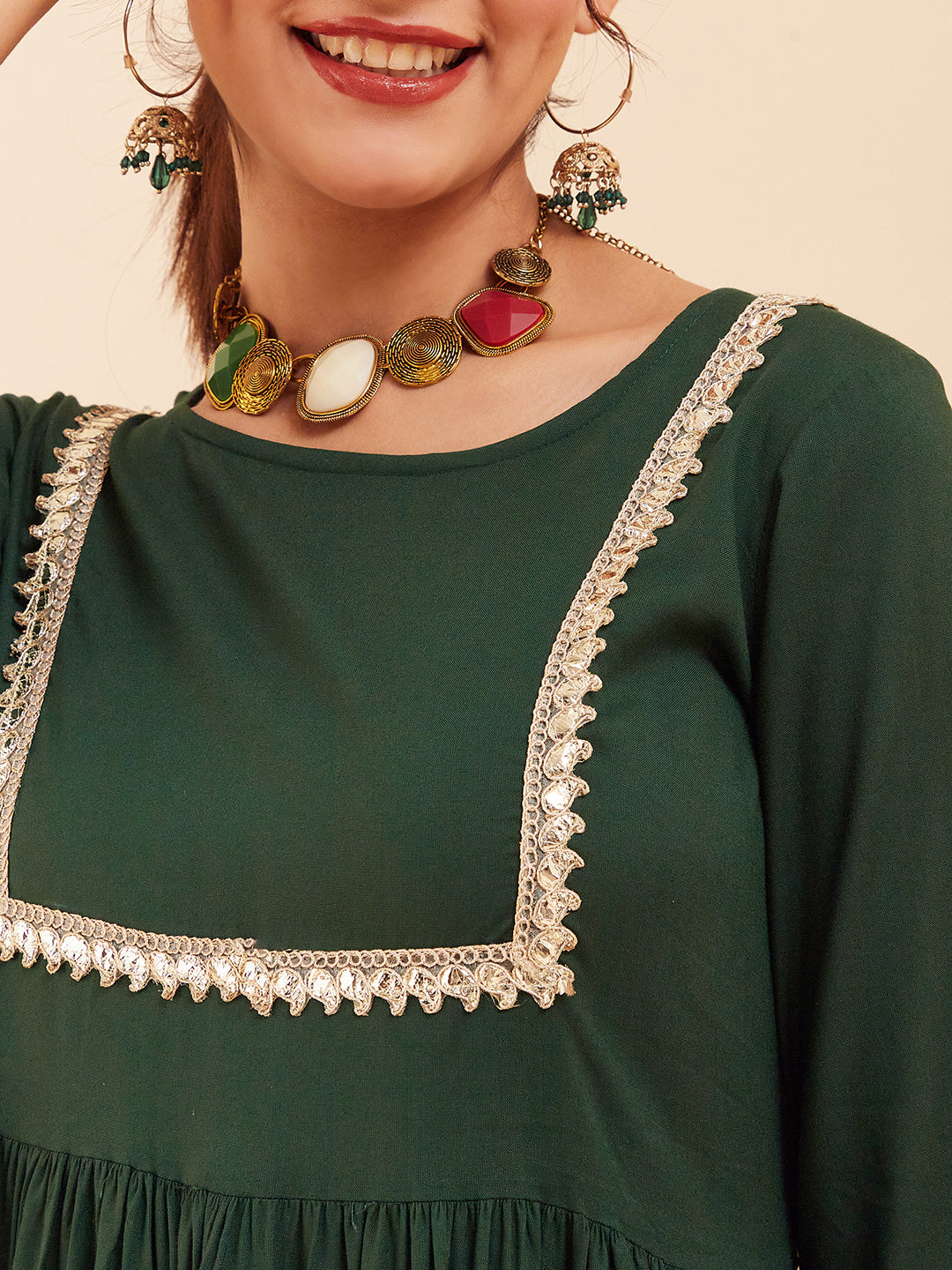 InWeave Women's Forest Green Round Neck Square Gota Work Kurta Pant Set - Swadesiicart
